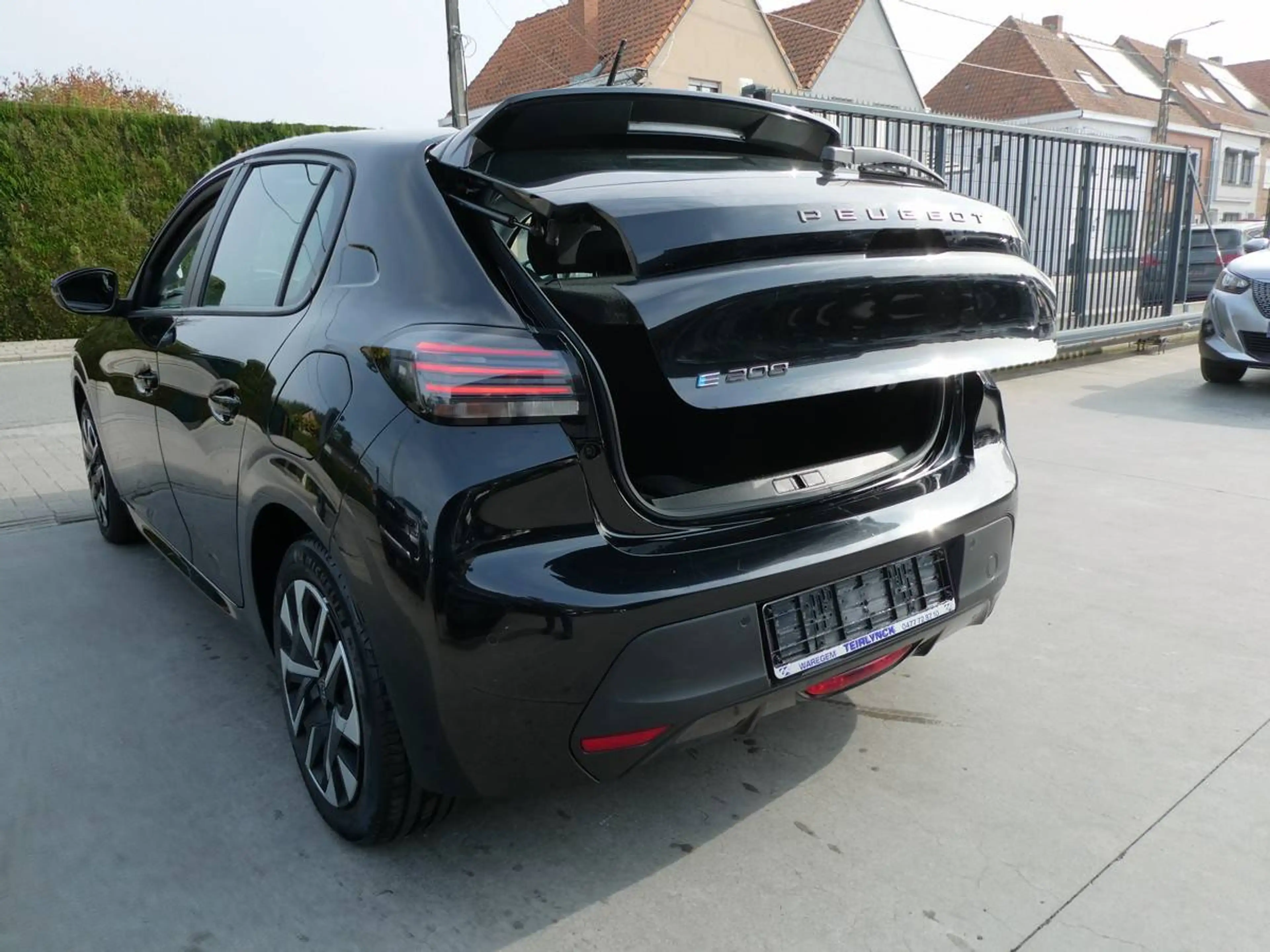 Peugeot e-208 Electric 136pk Style Luxe Automaat '25 16000km (21232) — photo 15