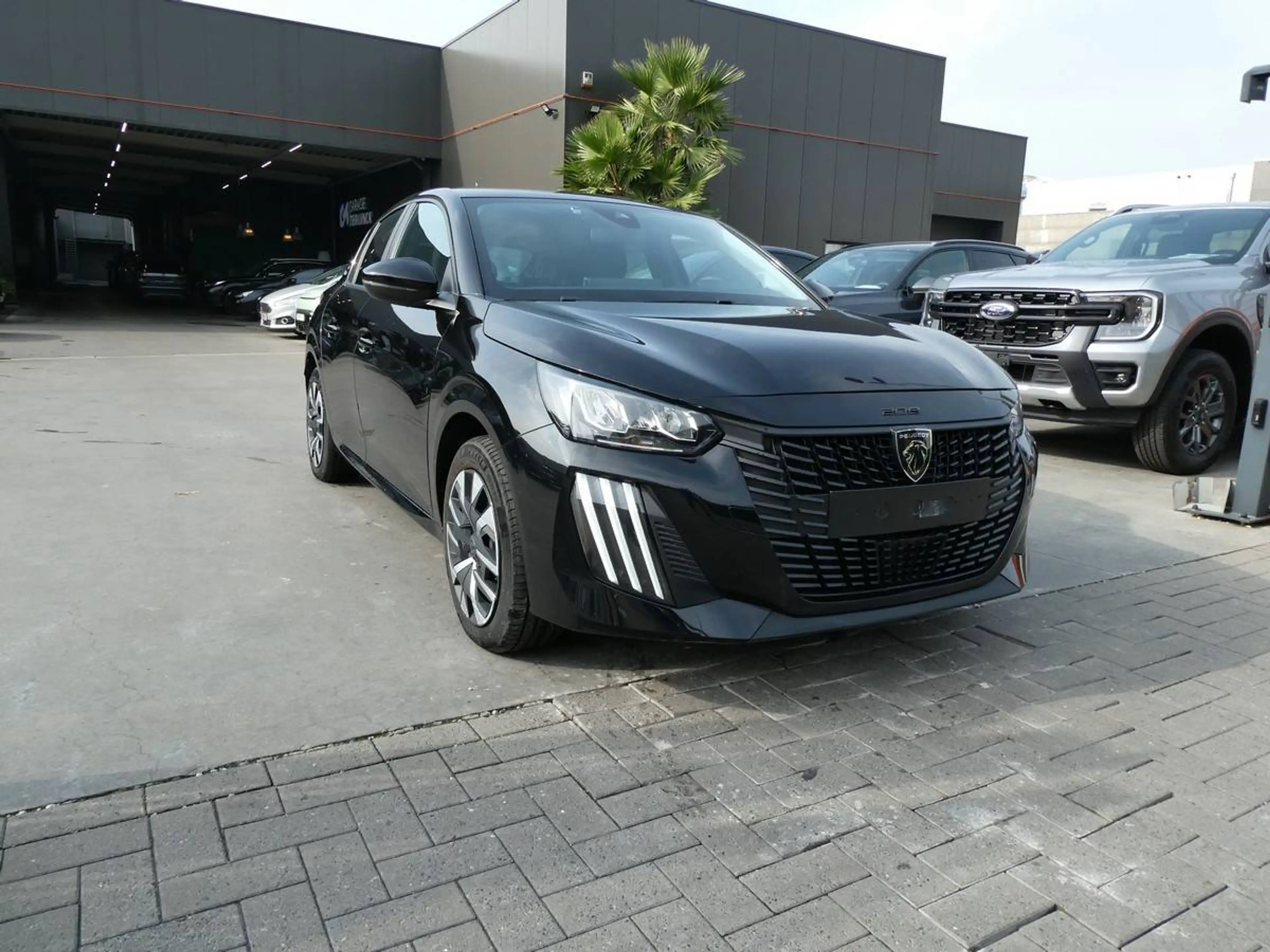 Peugeot e-208 Electric 136pk Style Luxe Automaat '25 16000km (21232) — photo 8