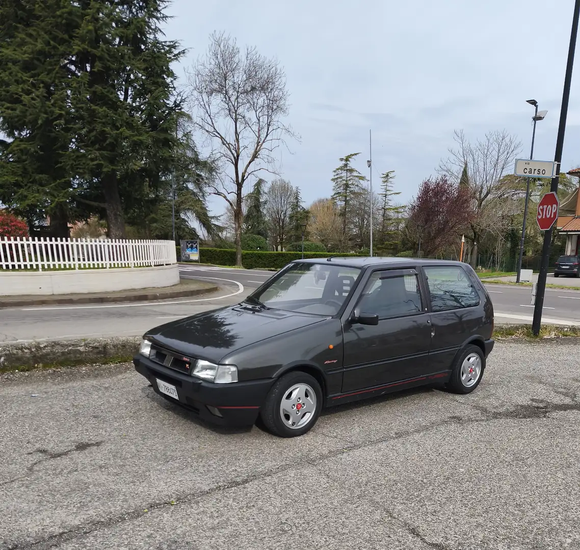 Fiat Uno 3p 1.4 ie turbo - 1
