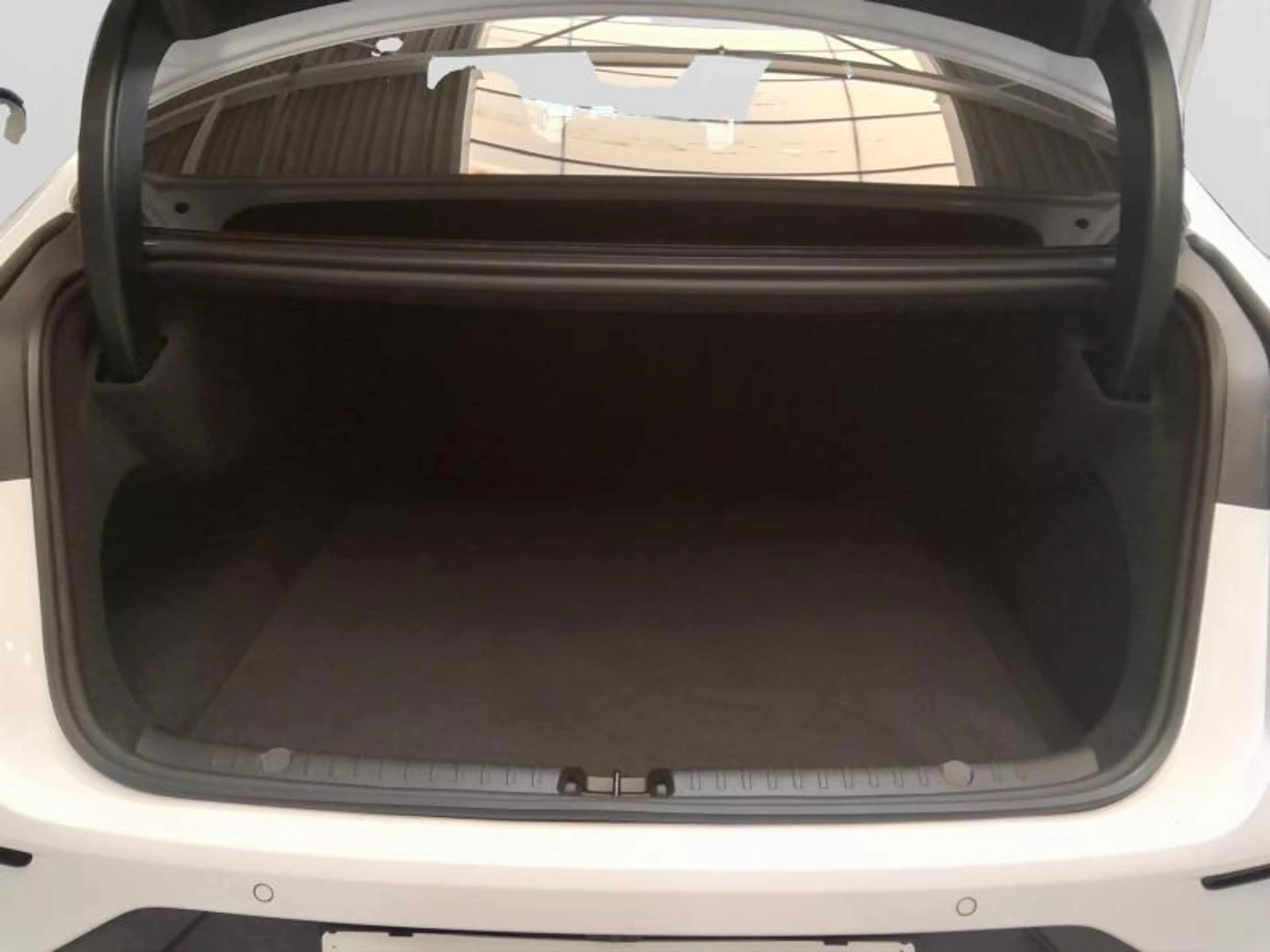 BYD Han Executive AWD — photo 13