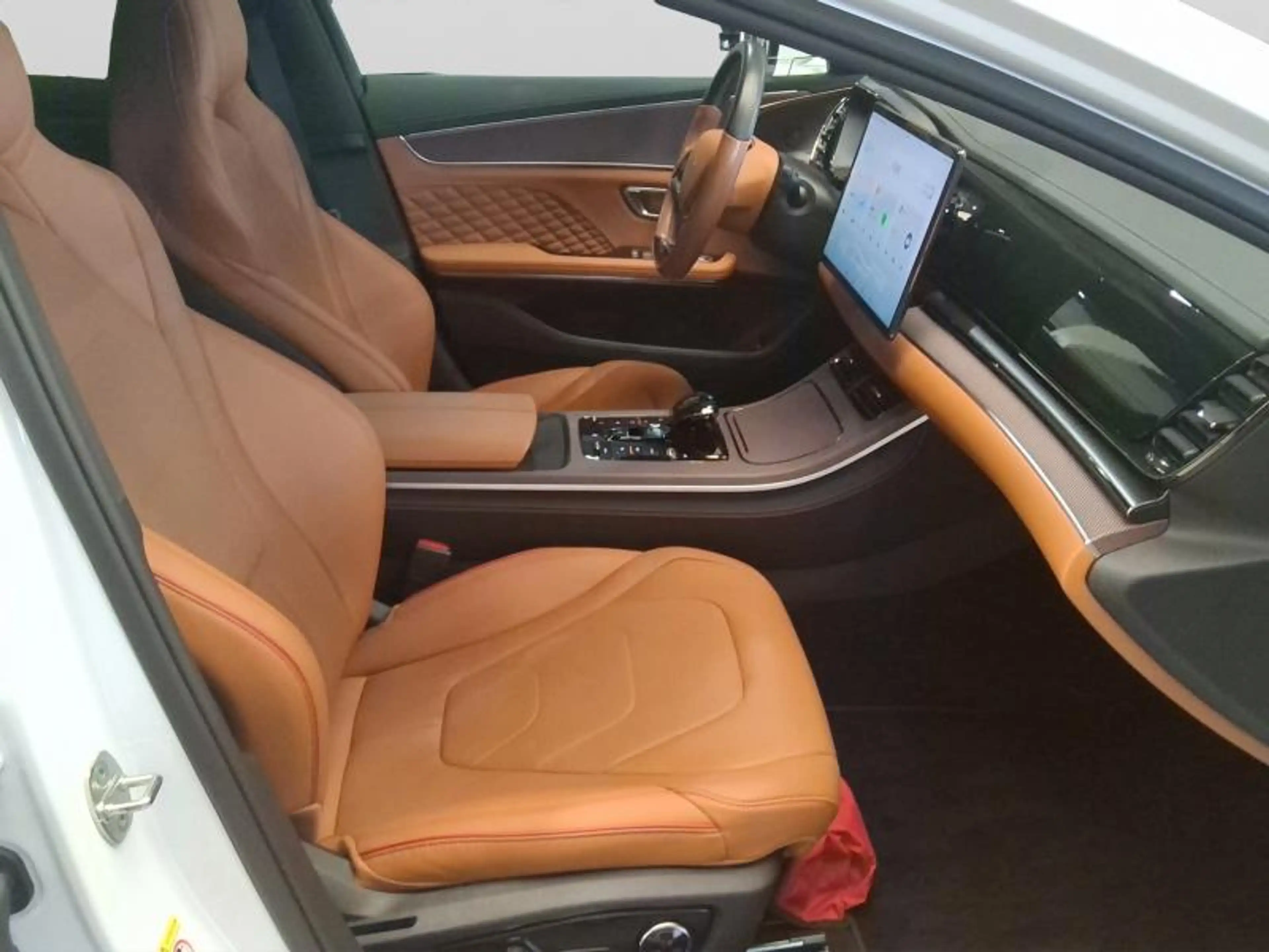 BYD Han Executive AWD — photo 12