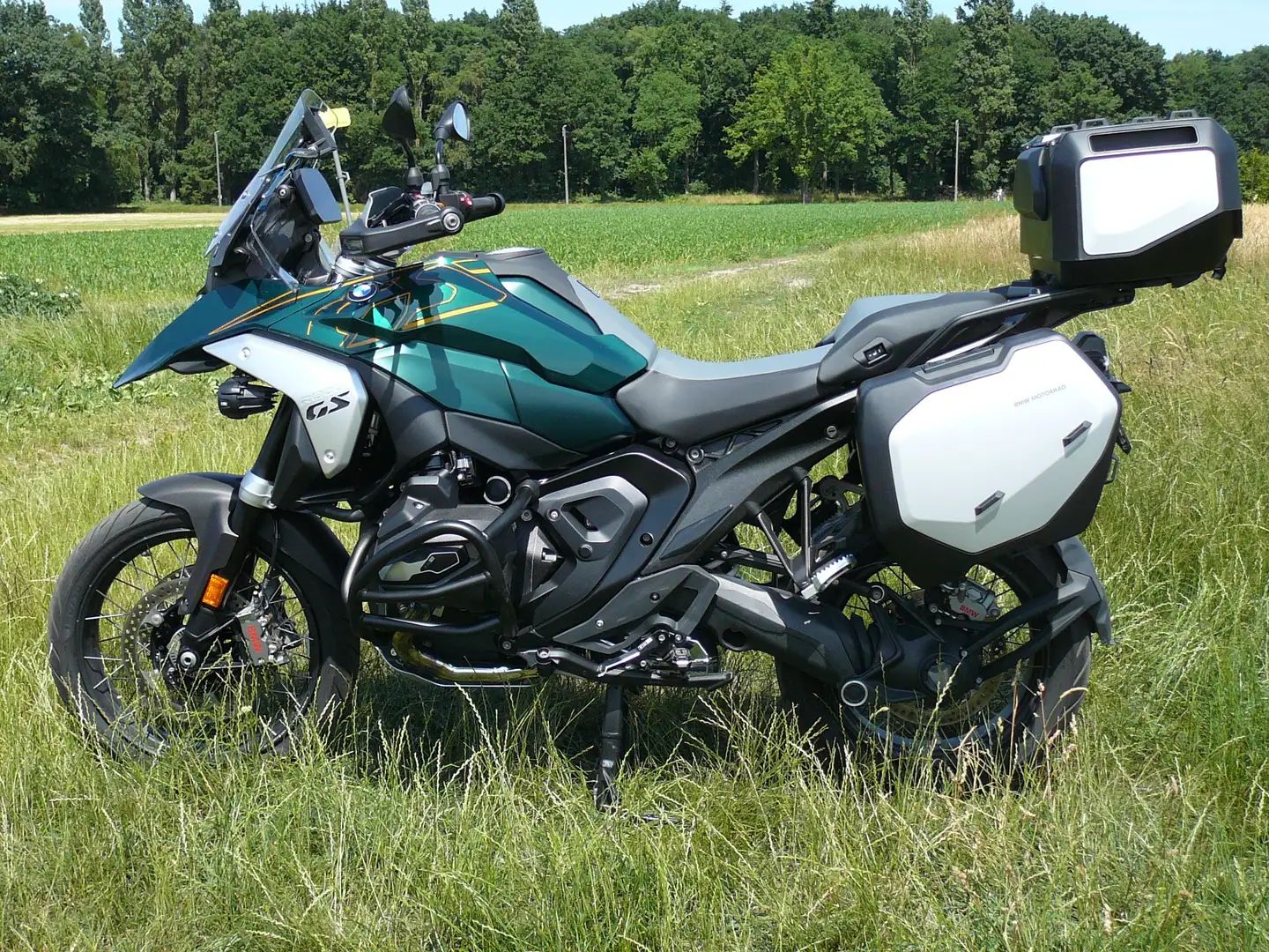 BMW R 1300 GS OPTION 719 **BTW aftrek/TVA déduct.** Vert - 2