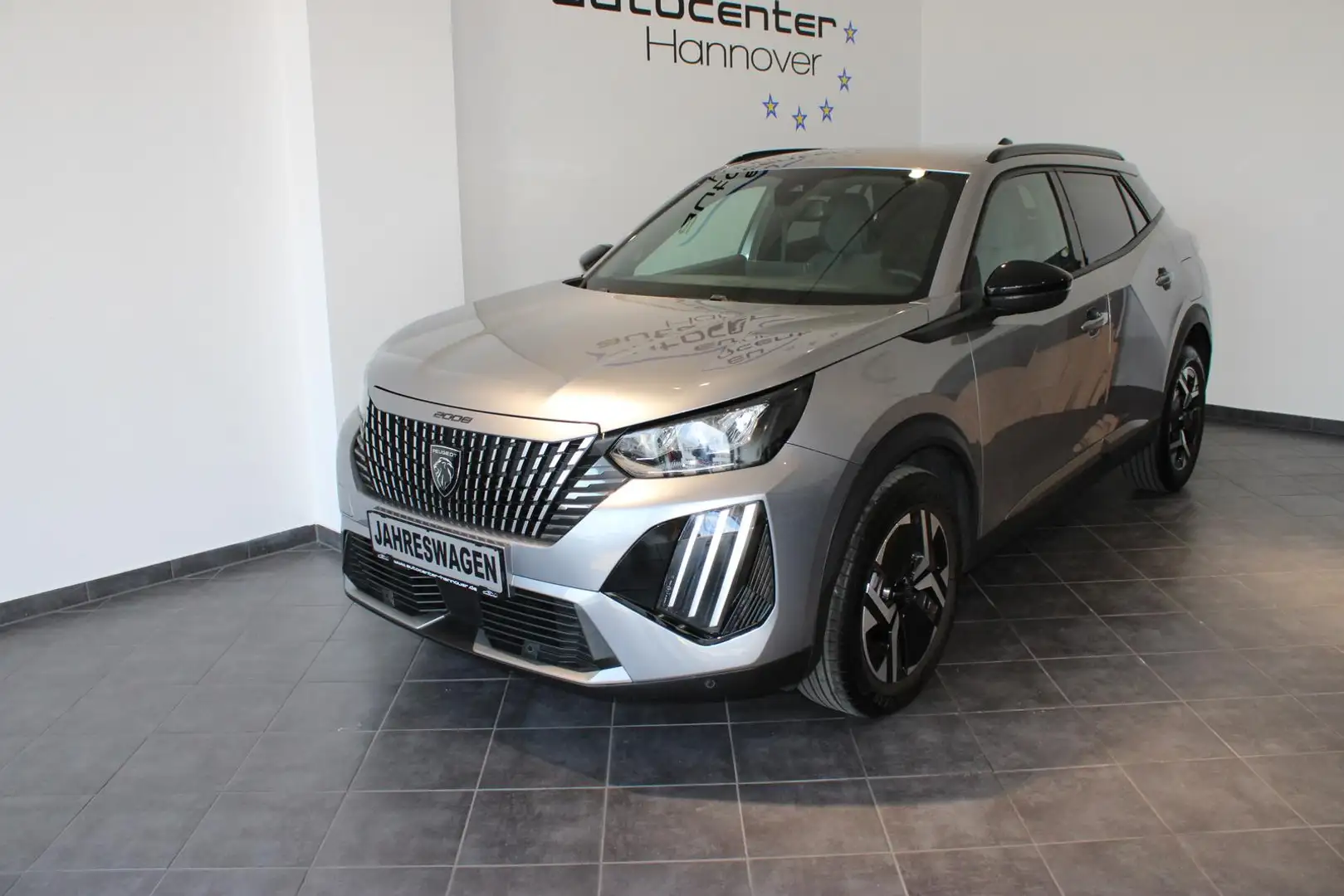 Peugeot 2008 Allure 1.2 PT 130 AT8 LED,NAVI,KAMERA 180 Grau - 2