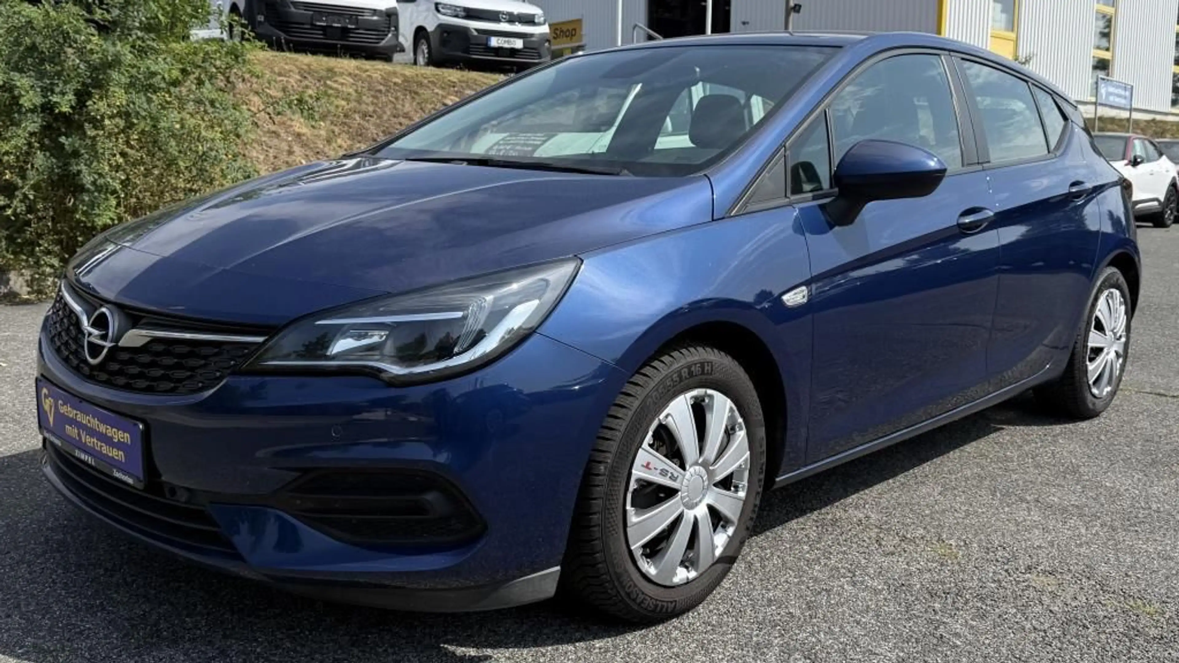 Opel Astra K Edition 1.2T Klimaautomatik+BT+Tempomat