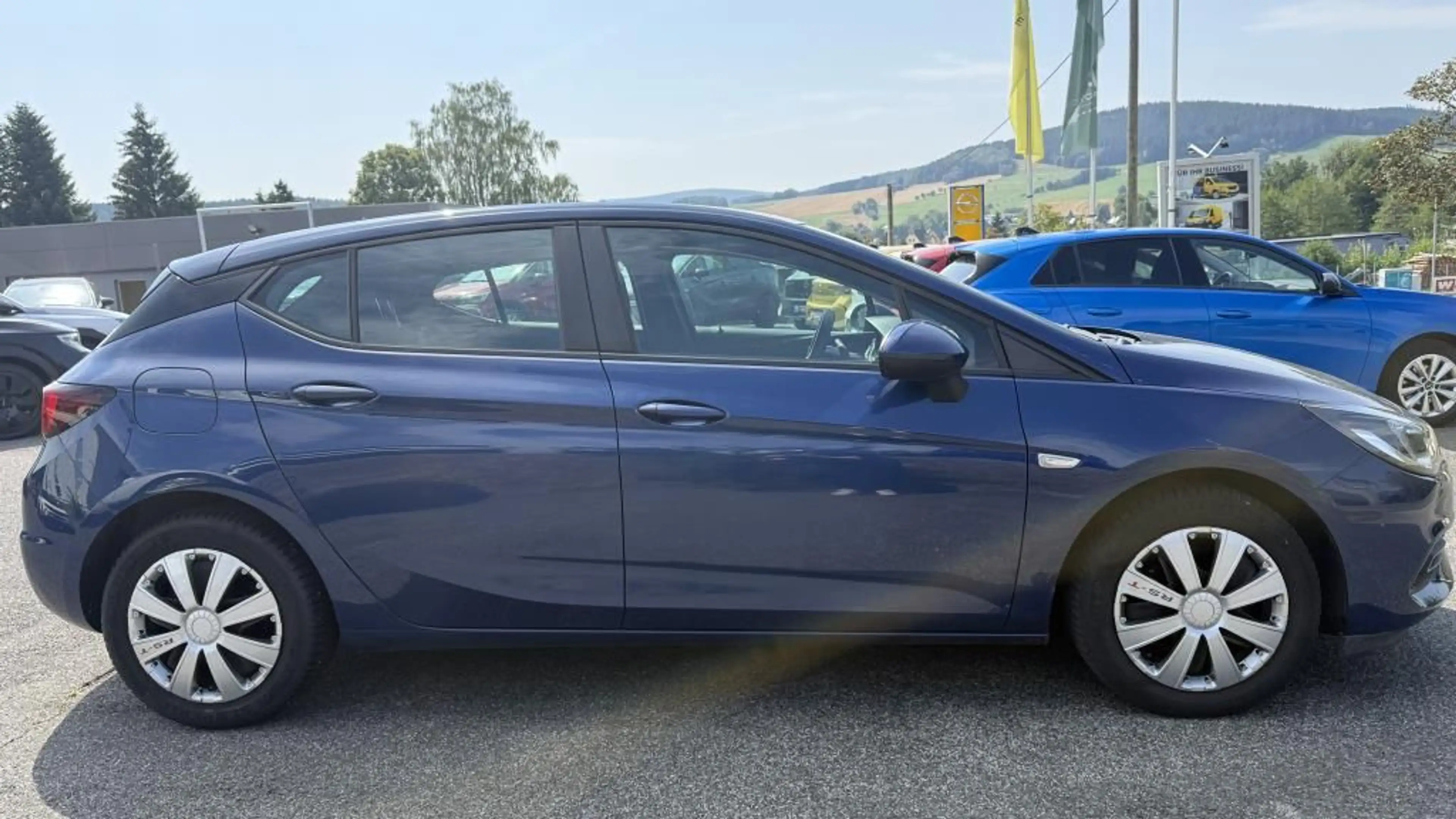 Opel Astra K Edition 1.2T Klimaautomatik+BT+Tempomat — photo 4