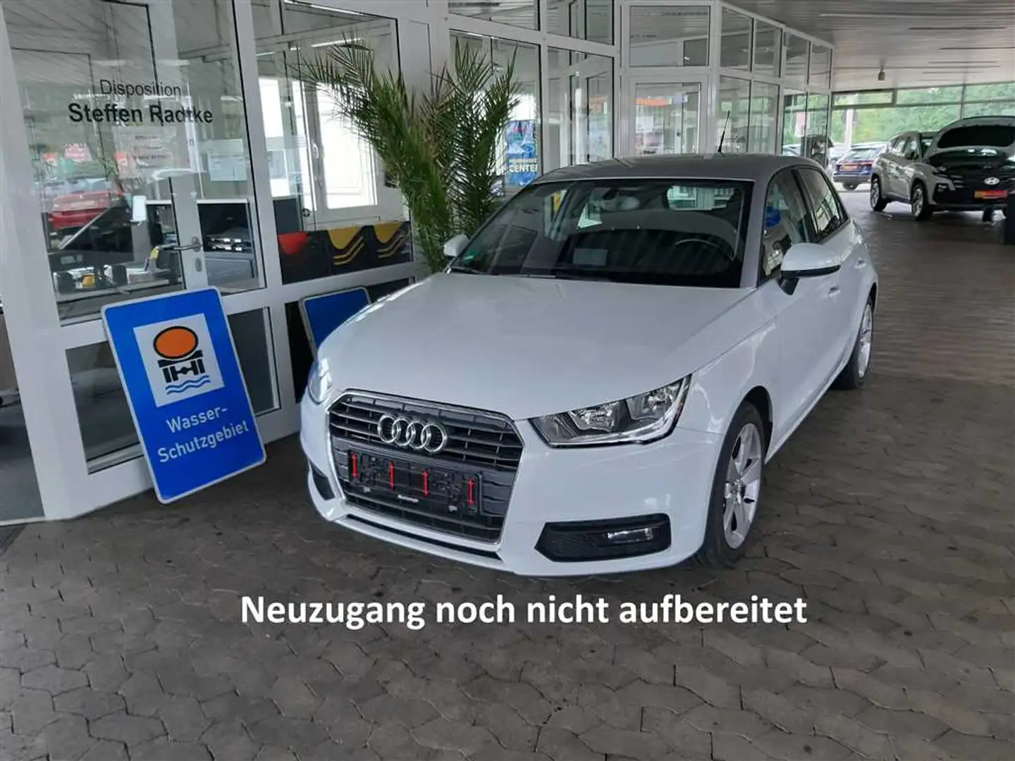 Audi A1 1.0 TFSI sport ultra SHZ+PDC+GRA Bianco - 1