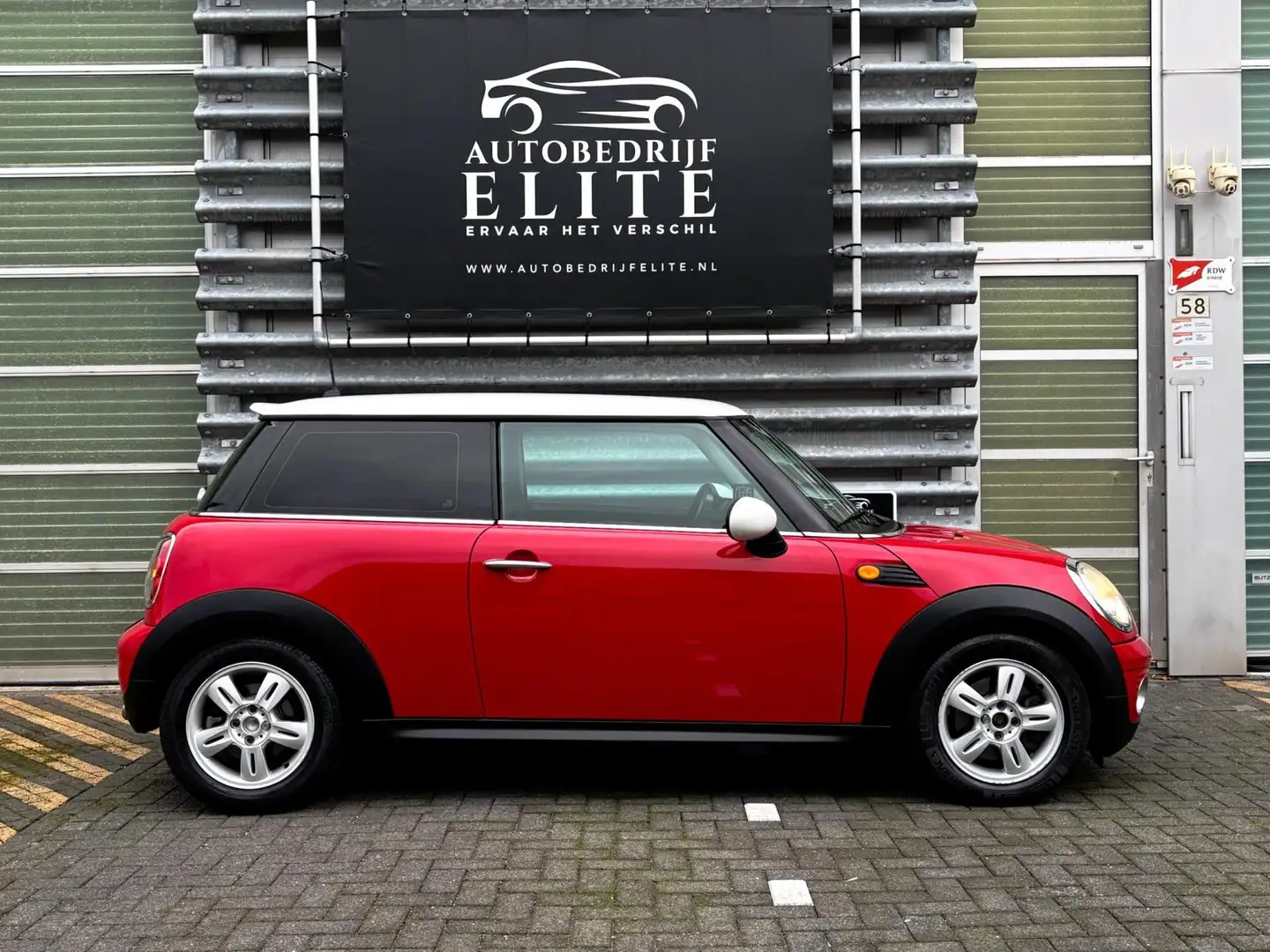 MINI Cooper Mini 1.6 Cooper|153319KM|NW Distr.|Steekproef APK! Rood - 2