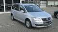 Volkswagen Touran Trendline EcoFuel/1-Hand/AHK/Navi Plateado - thumbnail 7