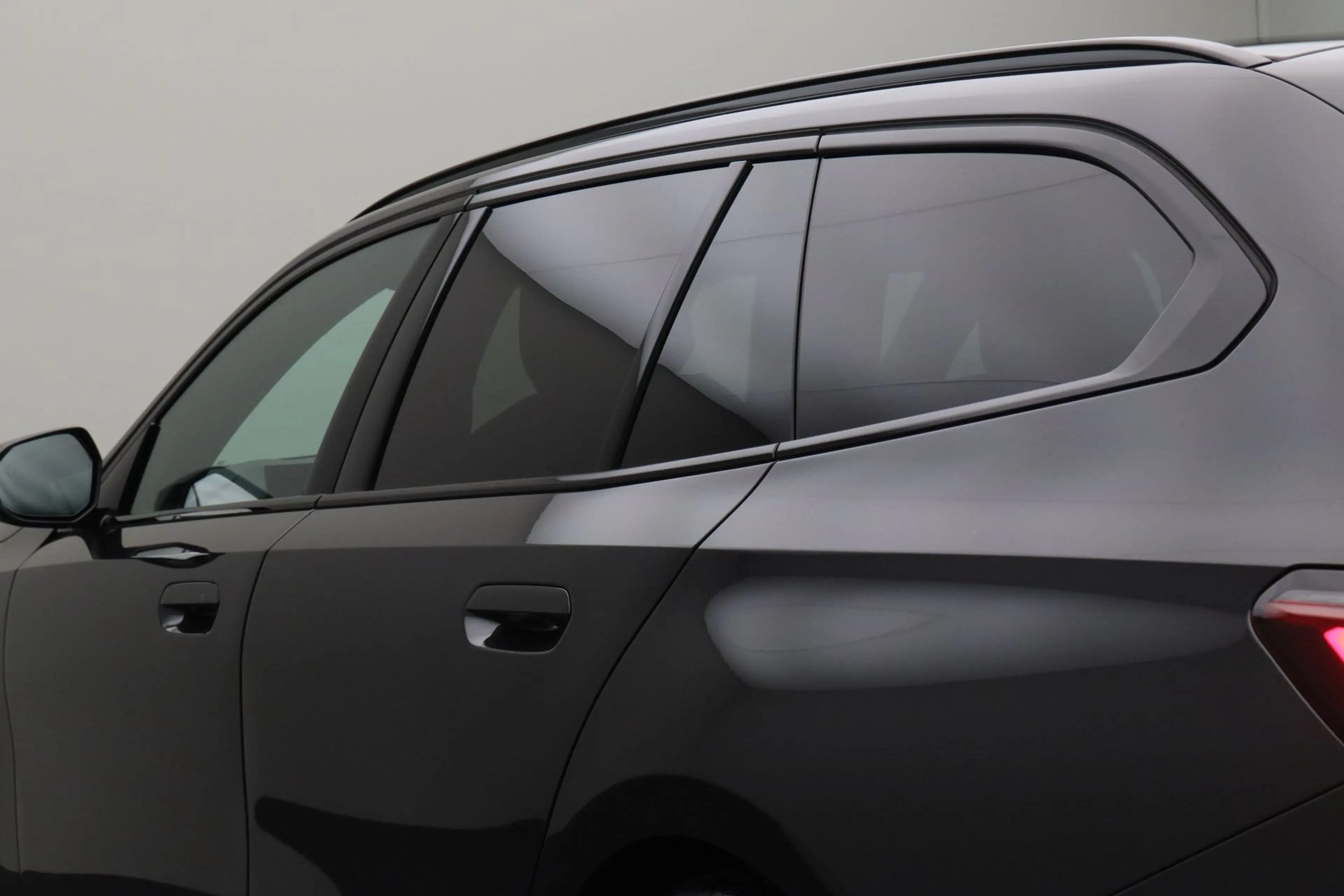 BMW i5 Touring eDrive40 M Sport Pro Edition 84 kWh | Trek — photo 3