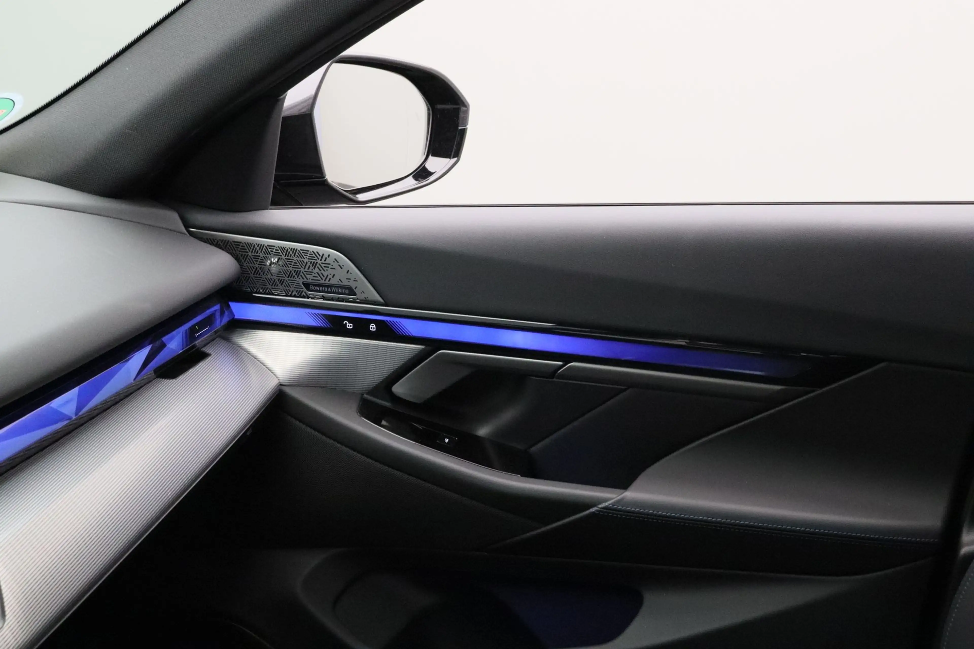 BMW i5 Touring eDrive40 M Sport Pro Edition 84 kWh | Trek — photo 15