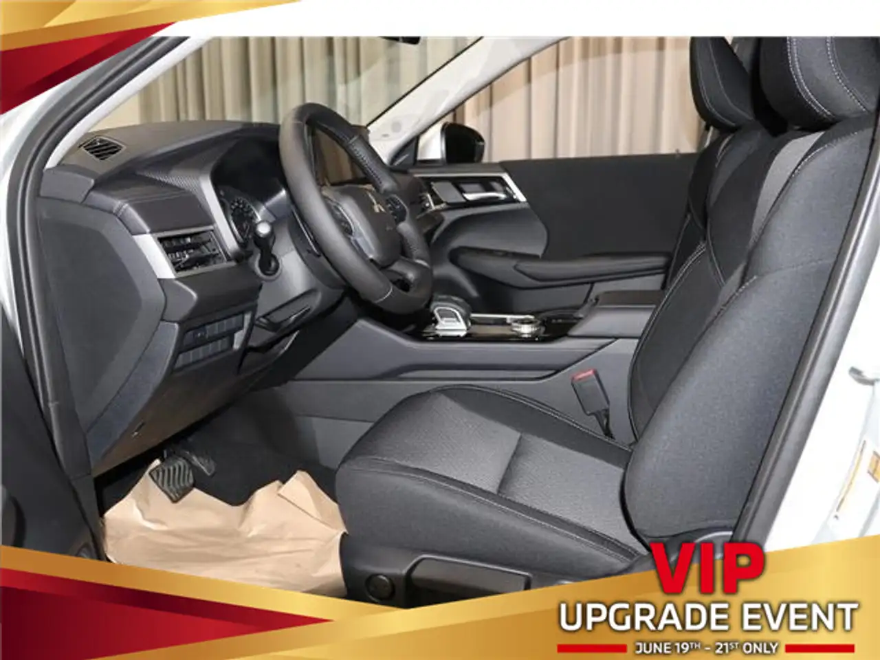 Mitsubishi Outlander снимка Mitsubishi Outlander
