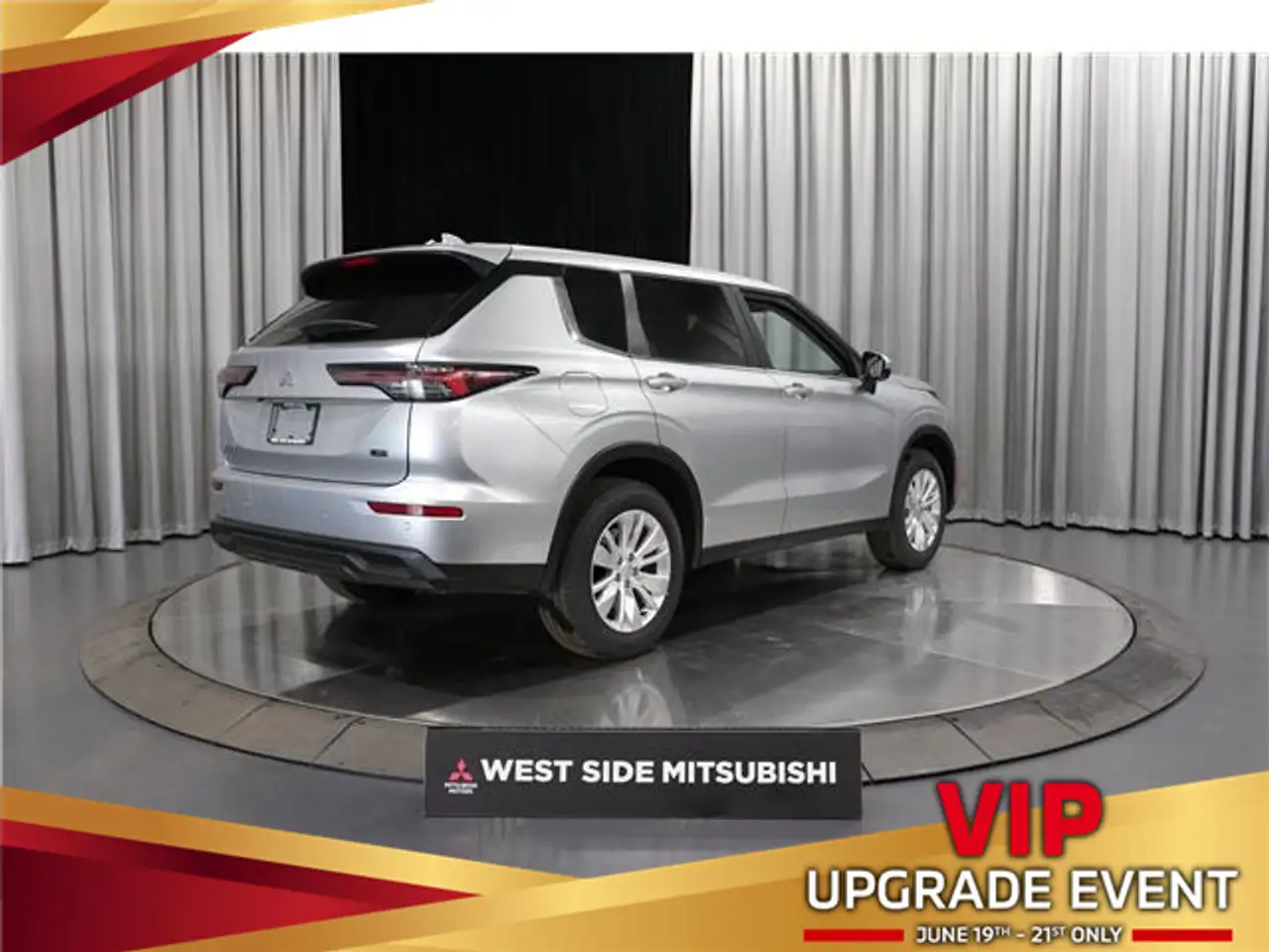 Mitsubishi Outlander снимка Mitsubishi Outlander