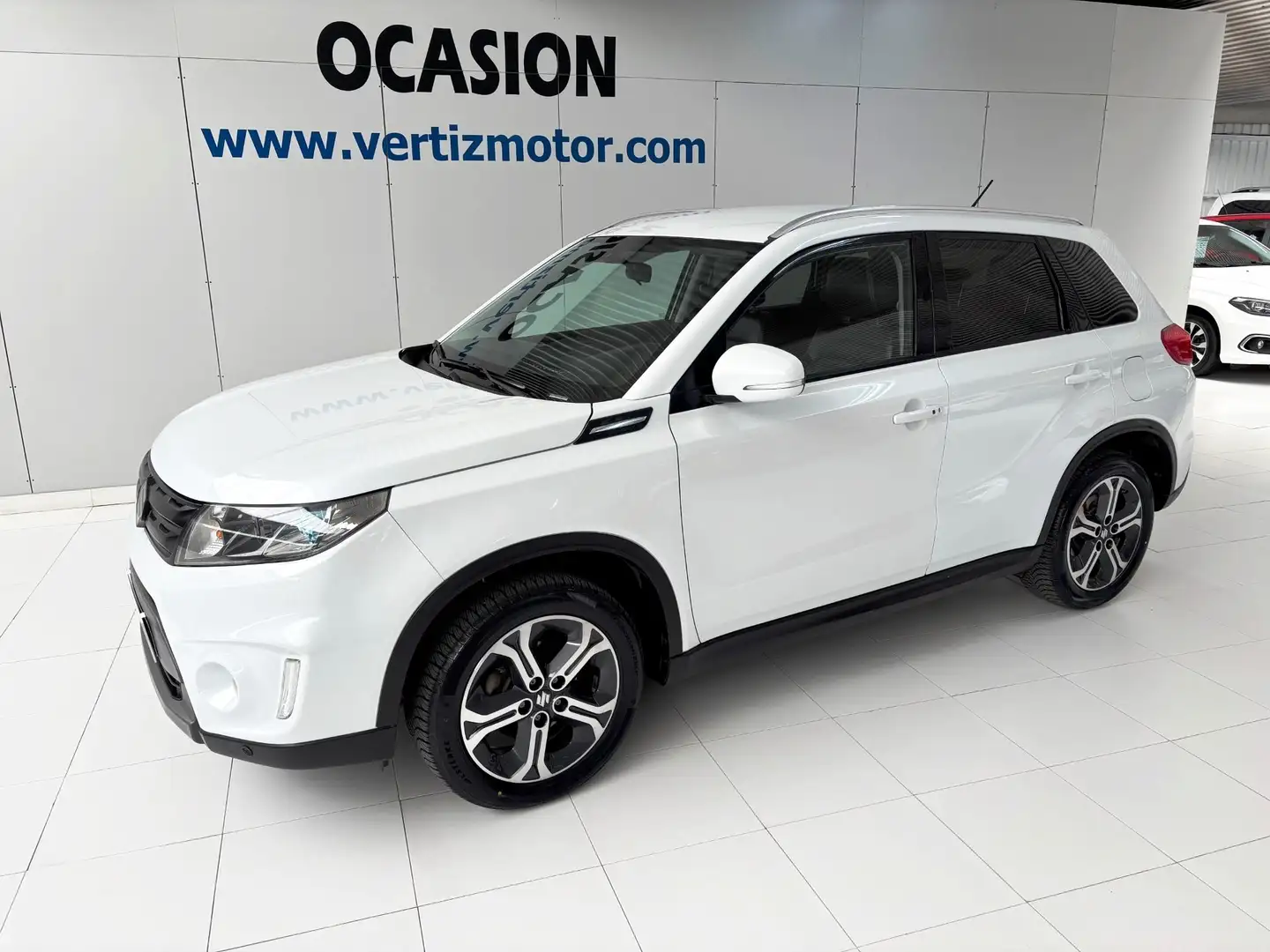 Suzuki Vitara 1.6DDiS GLX 4WD Wit - 1