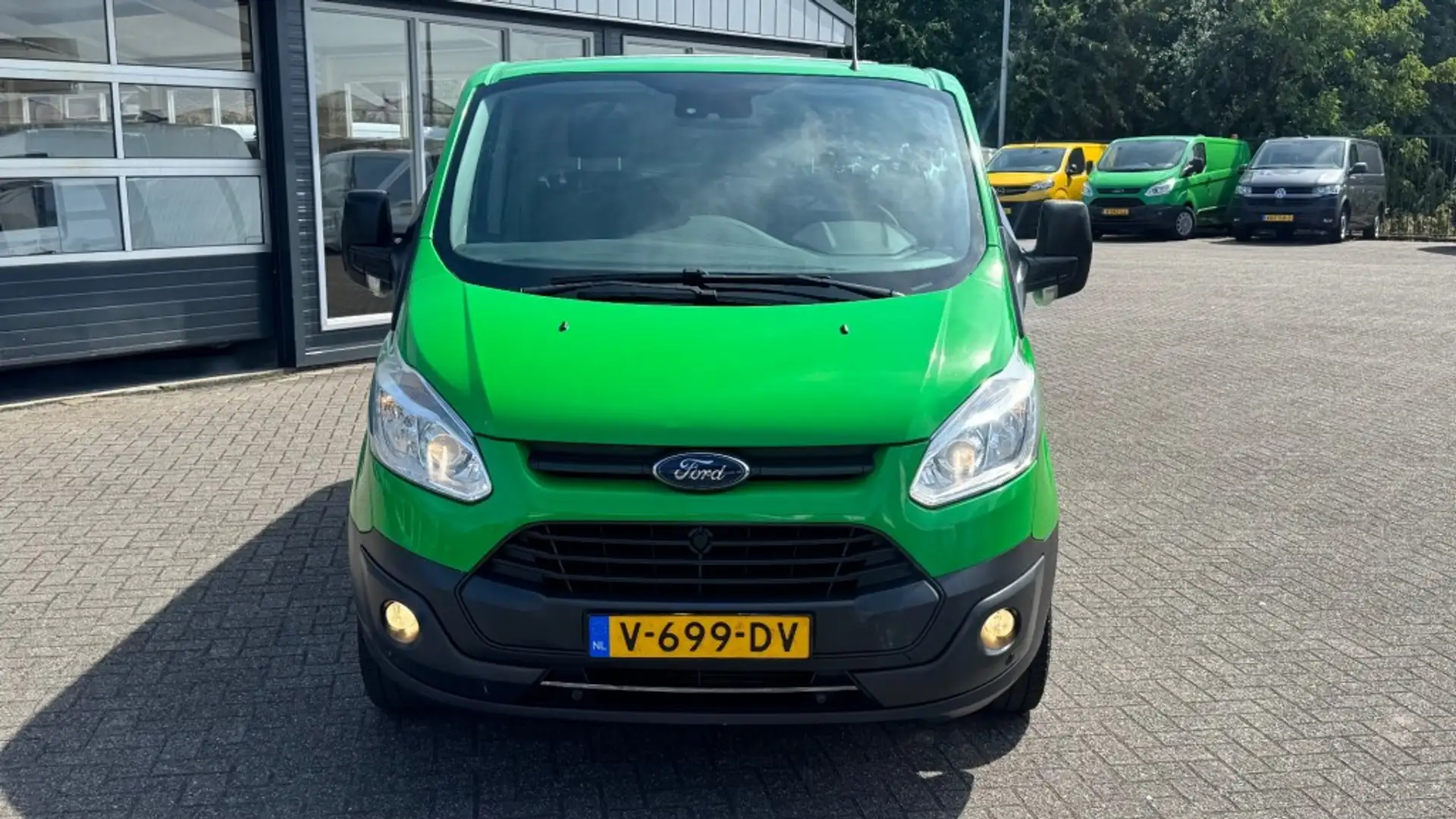 Ford Transit Custom 2.0 TDCI 96KW 131PK L2H1 EURO 6 NAVIGATIE/ AIRCO/ Verde - 2