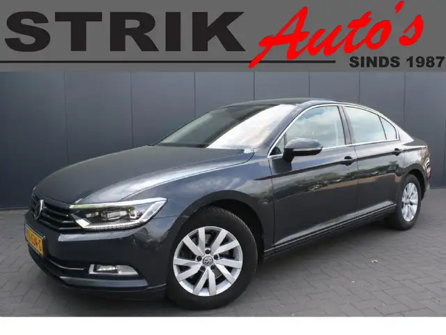 Volkswagen Passat 1.5 TSI Comfortline Business AUTOMAAT - NAVIGATIE