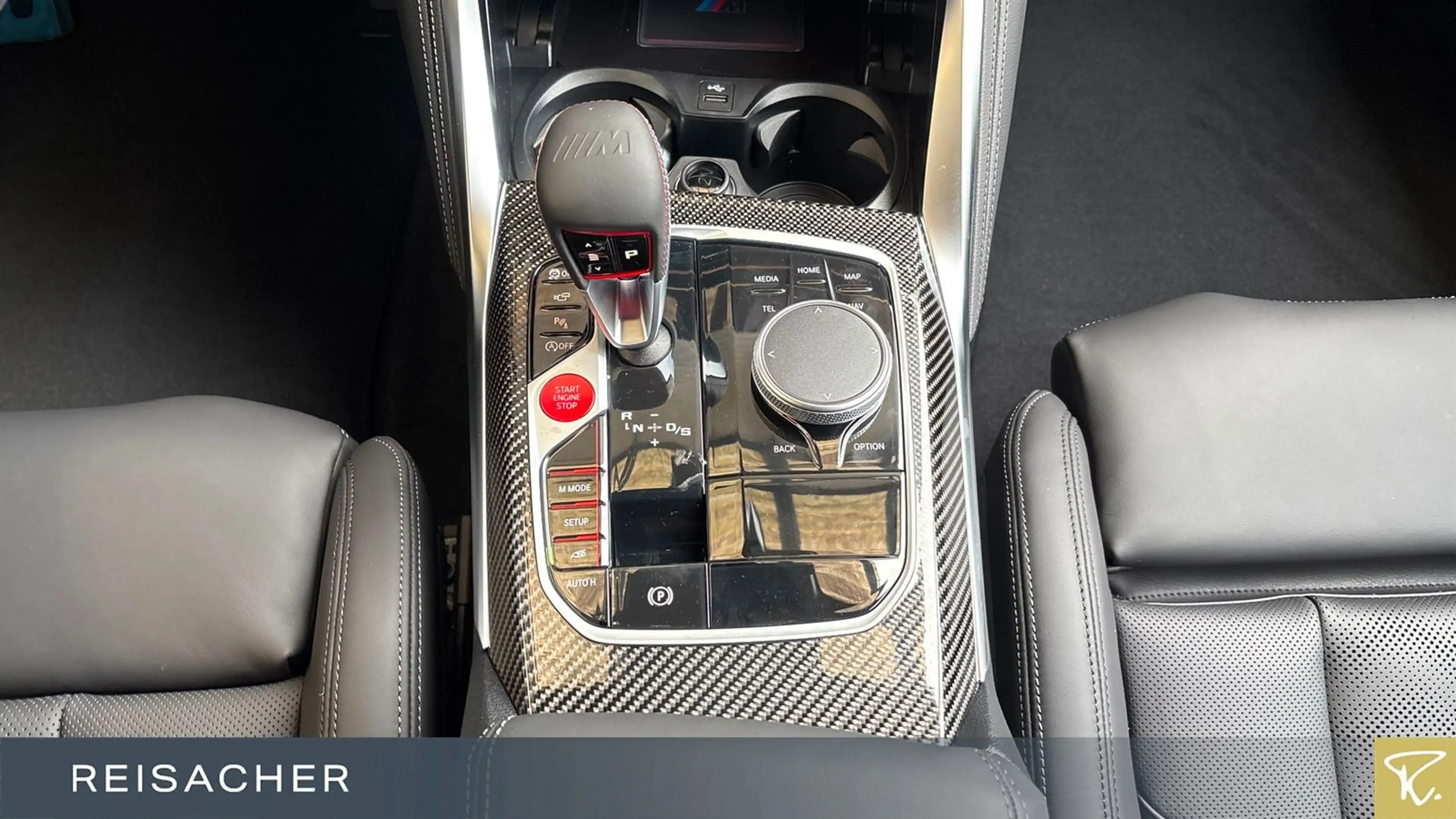 BMW M3 Competition mit M xDrive Touring DAB Radio — photo 11