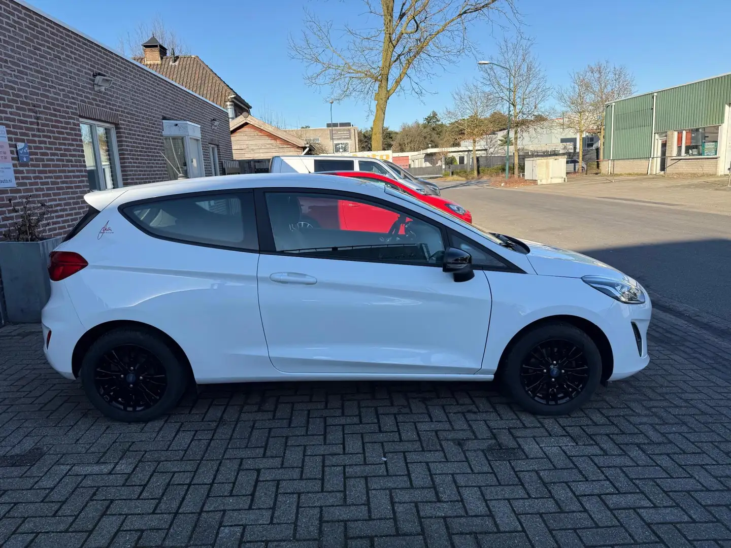 Ford Fiesta 1.1 Trend airco dealer onderhouden Blanc - 2