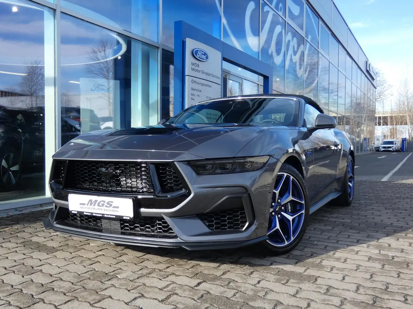 Ford Mustang 5.0L V8 #California Special Grau - 2