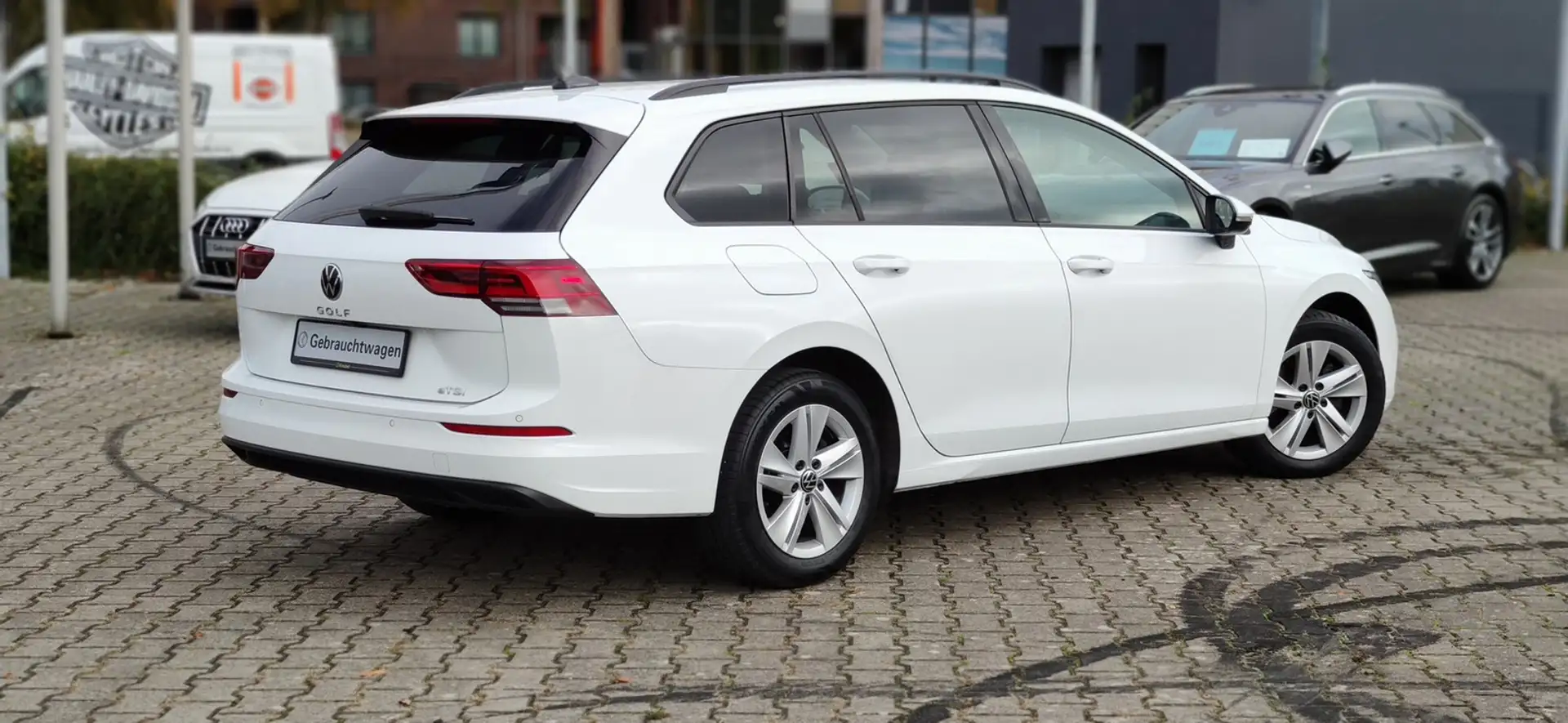 Volkswagen Golf VIII Variant Life 1.0 eTSI DSG AHK*LED*NAV*Kam*... Weiß - 2