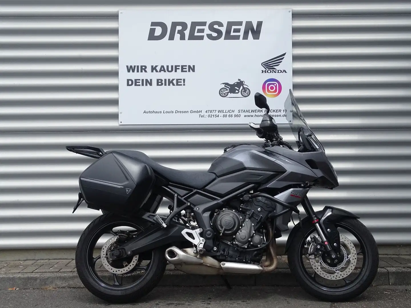 Triumph Tiger Sport 660 ABS * Viel Zubehör * Gris - 1