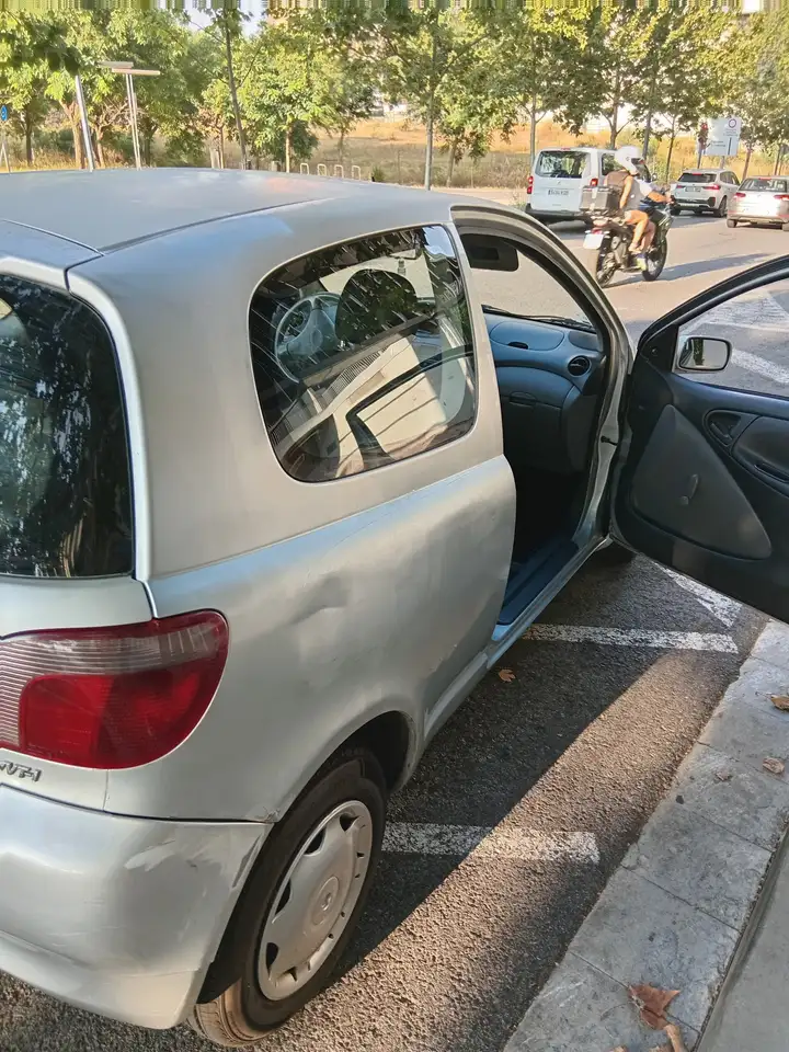 Toyota Yaris 1.0 Luna, foto 8