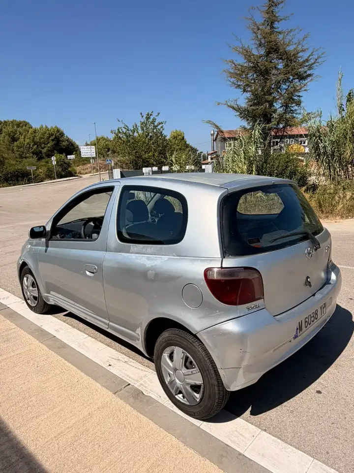 Toyota Yaris 1.0 Luna, foto 4