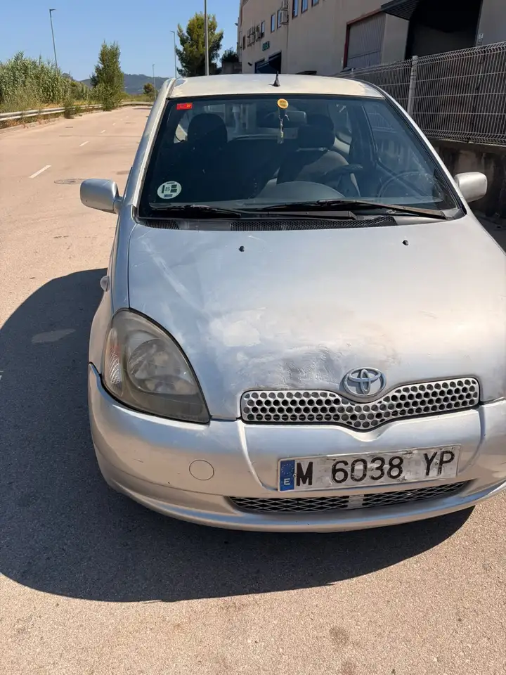 Toyota Yaris 1.0 Luna, foto 3
