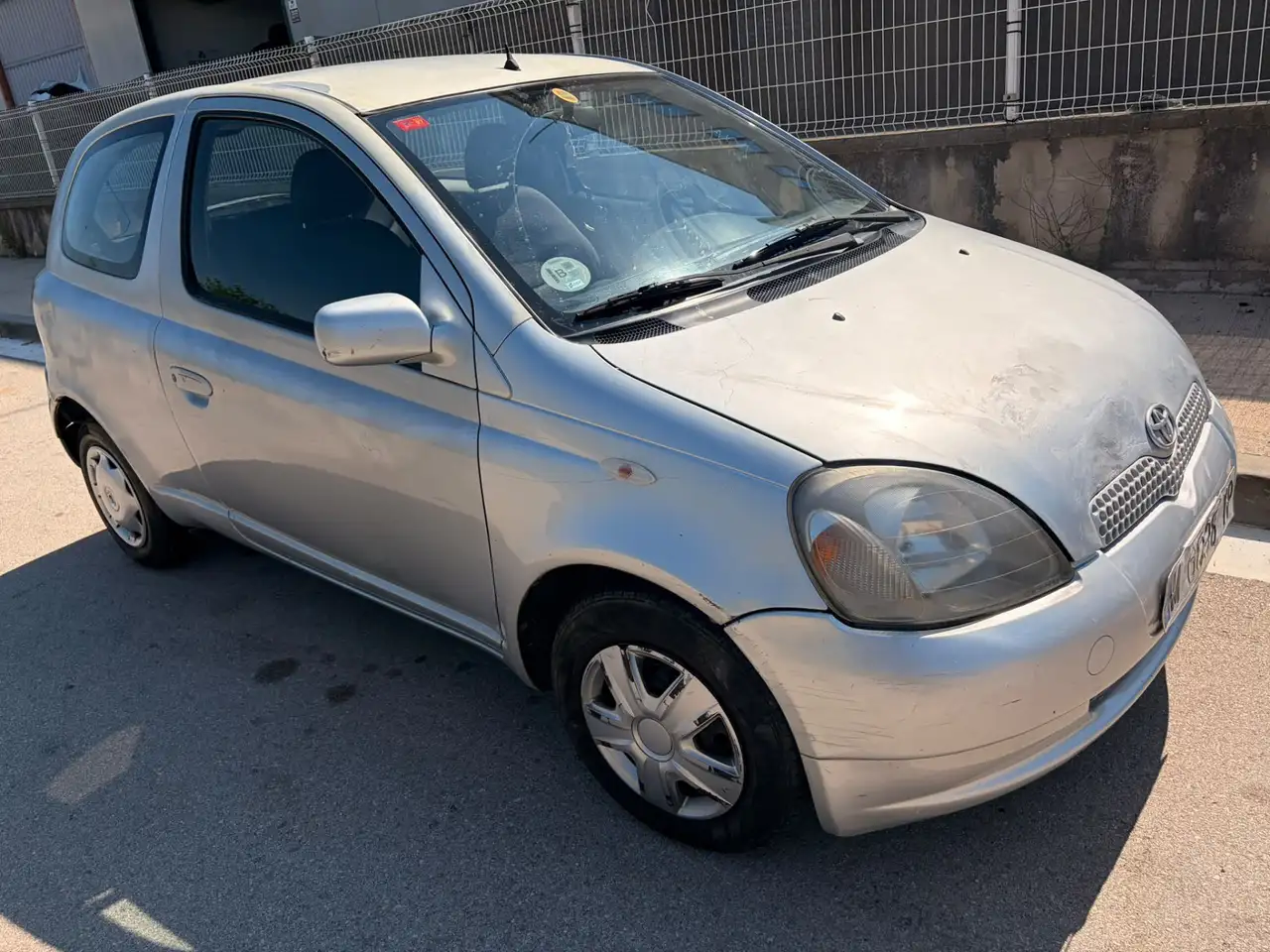 Toyota Yaris 1.0 Luna, foto 1