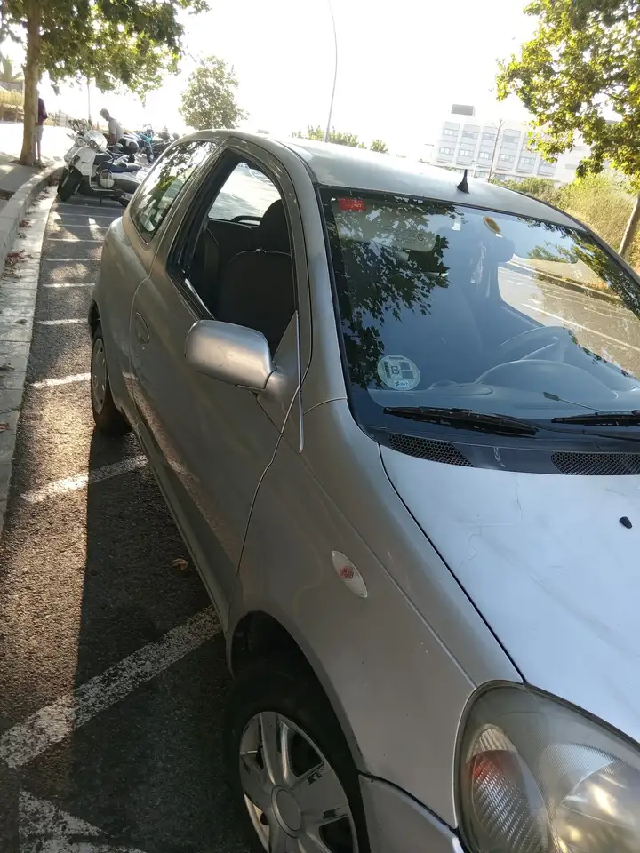 Toyota Yaris 1.0 Luna, foto 9