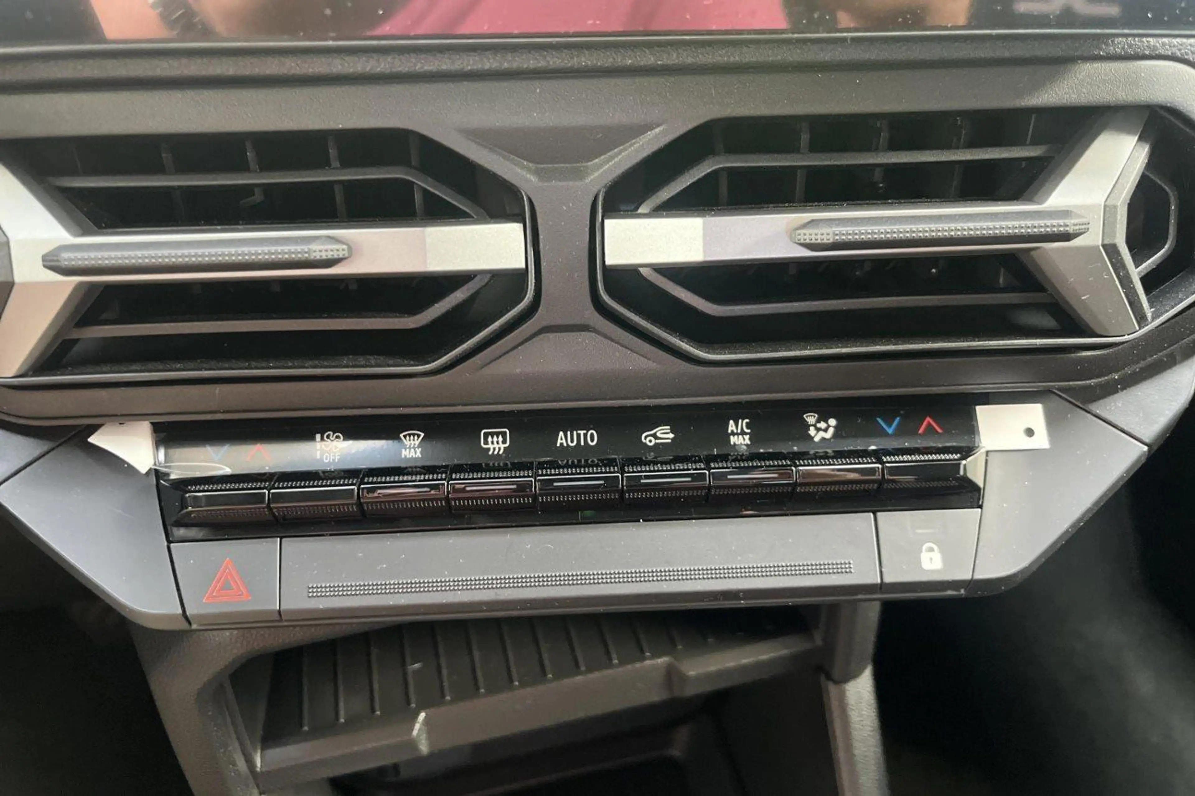Dacia Bigster EXPRESSION — photo 15