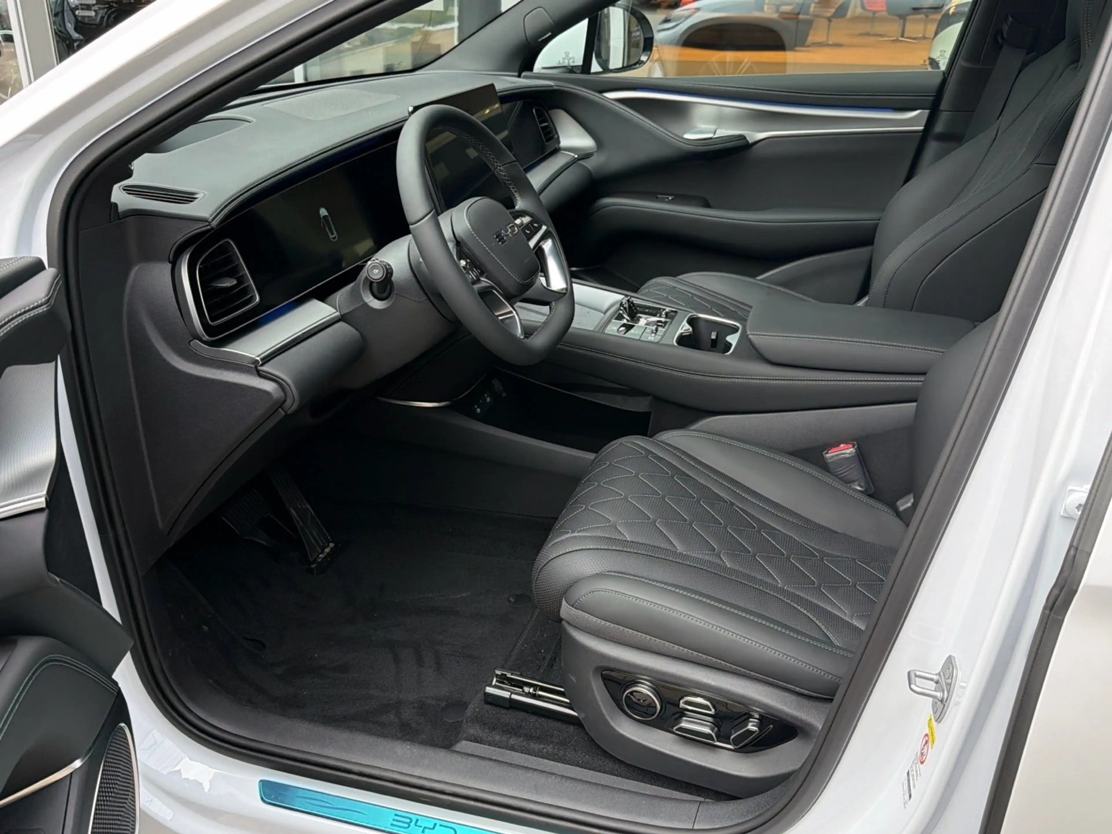 BYD Sealion 7 SEALION 7 Excellence AWD Head-Up Panorama Leder — photo 9