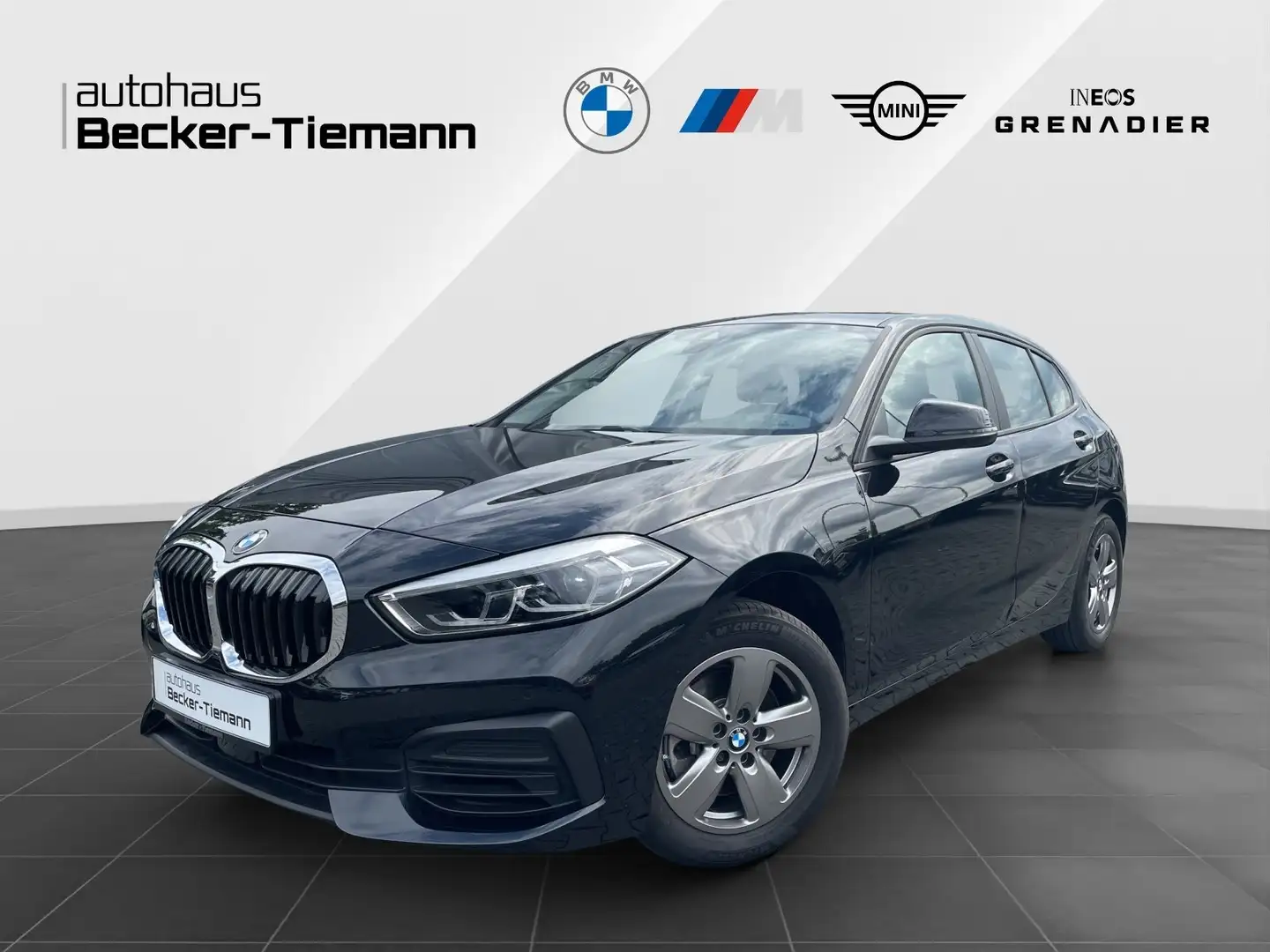 BMW 116 i LC Prof./ LED-Scheinwerf./ PDC/ SHZ/ Lenkradhz. Schwarz - 1