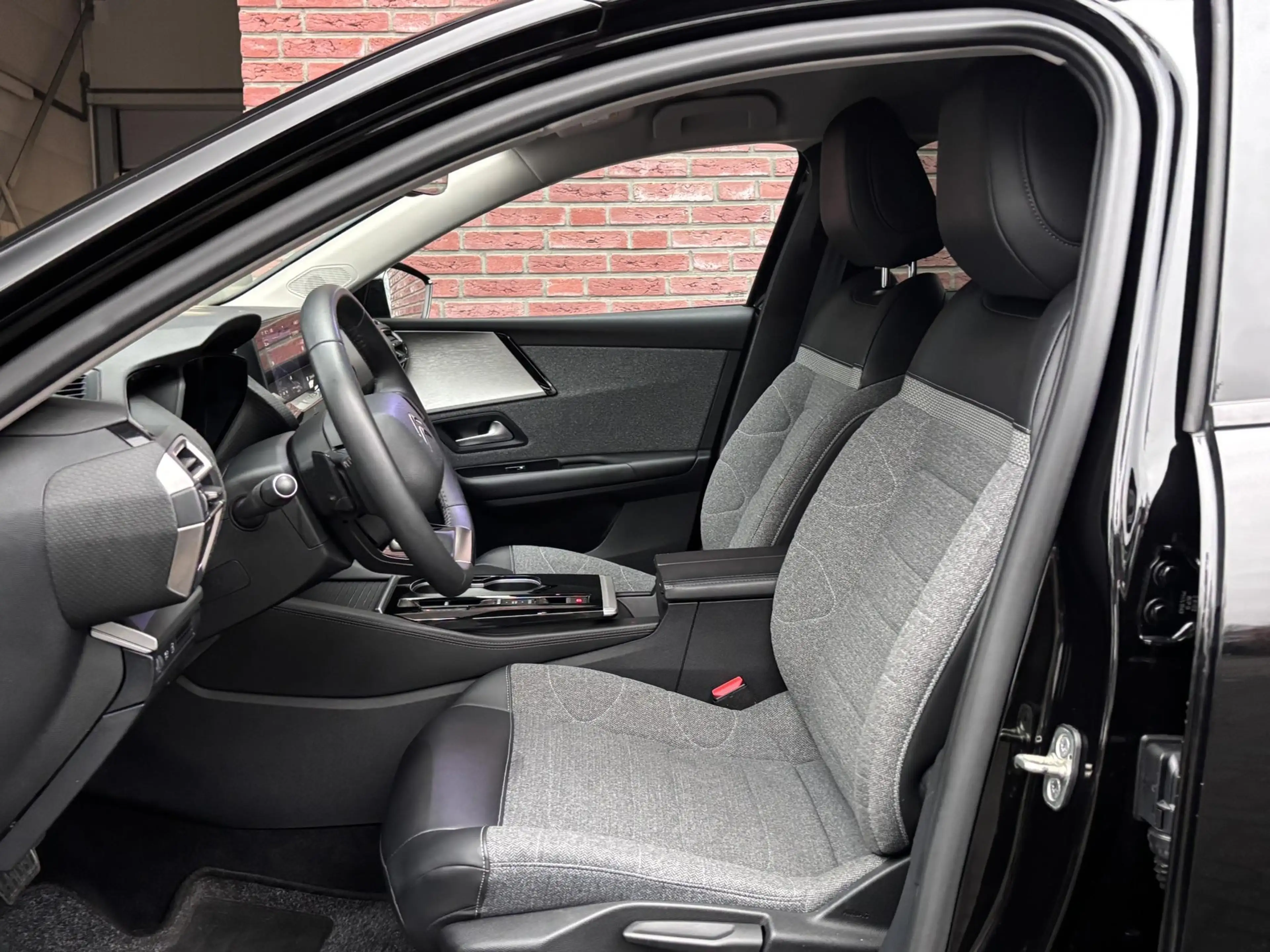 Citroen C5 X Feel Pack 1.6 PHEV 225pk Hybrid ë-EAT8 | STOELVERW — photo 10