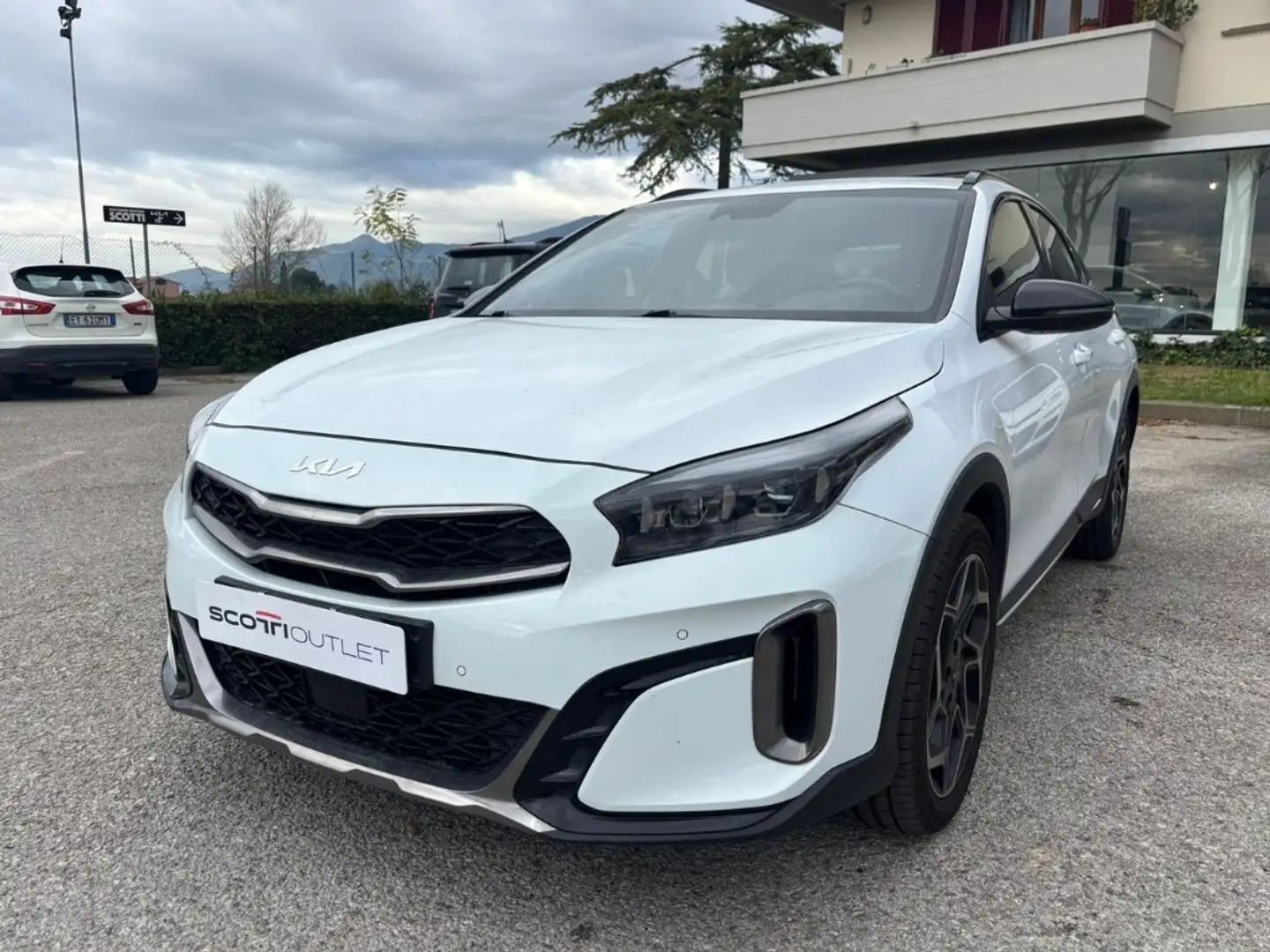 Kia XCeed 1.6 crdi mhev GT-line 136cv dct Bianco - 1