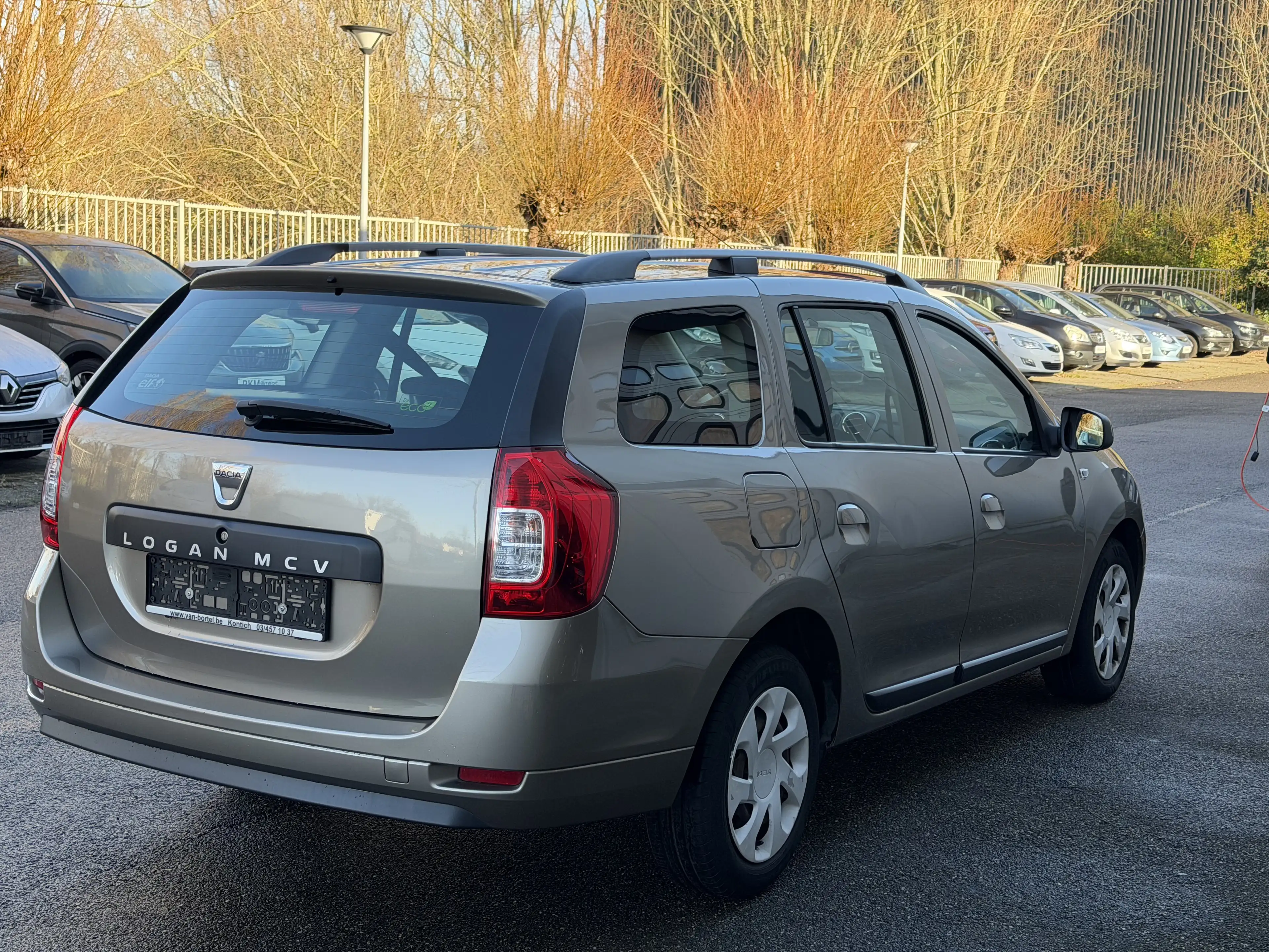 Dacia Logan Logan MCV TCe 90 Prestige — photo 4