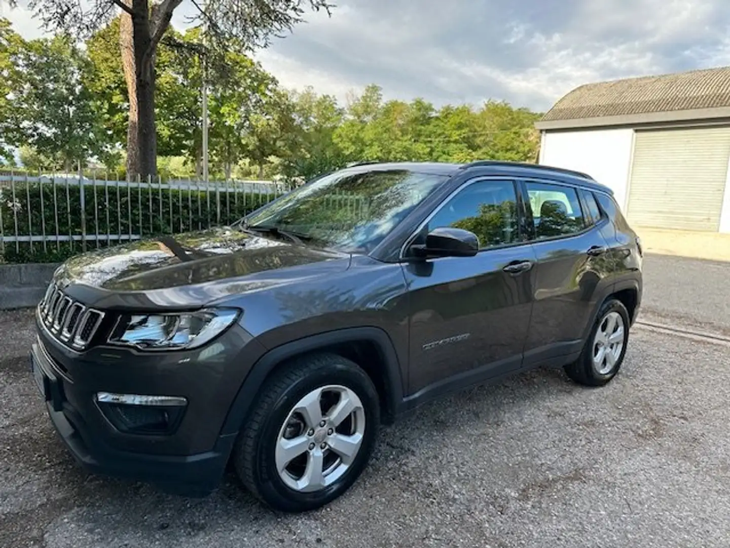 Jeep Compass 1.6 mjt Business 2wd 120cv my19 Grigio - 1