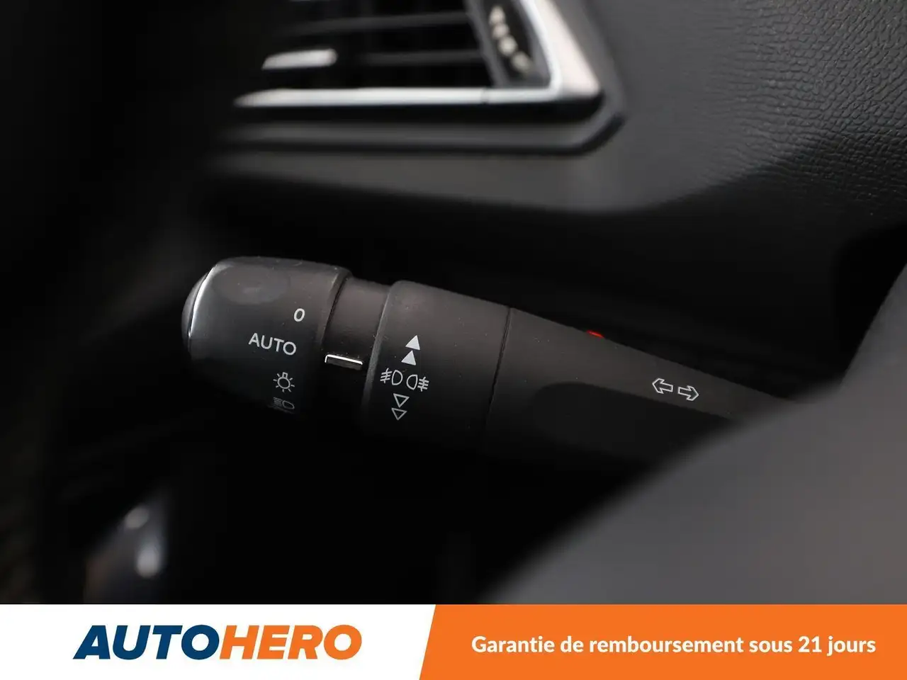 Peugeot 308 308 — photo 21