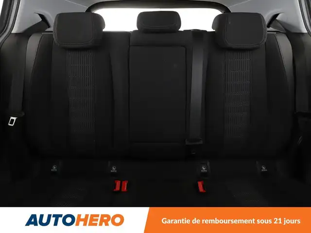 Peugeot 308 view 16
