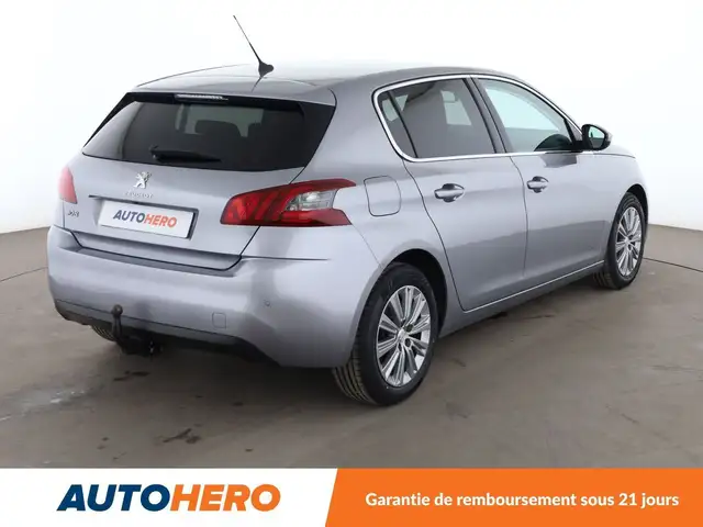 Peugeot 308 view 6