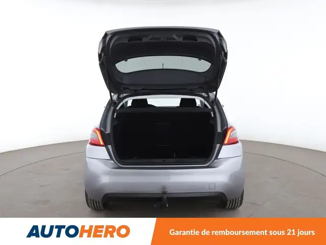 Peugeot 308 view 17