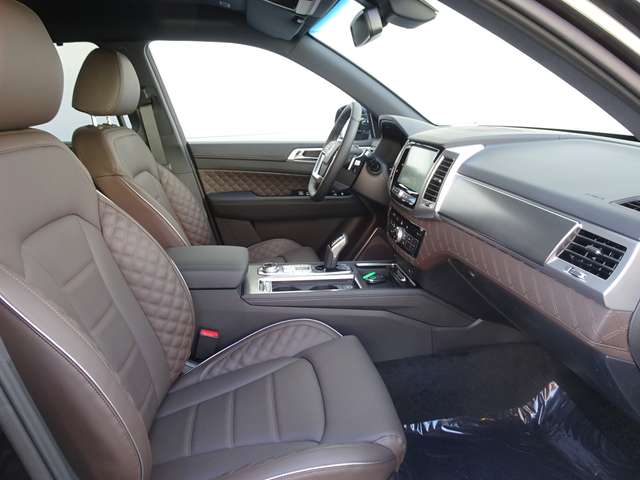 Imagine SsangYong Rexton Rexton 2.2 e-XDi 220 4WDAut. Sapphire