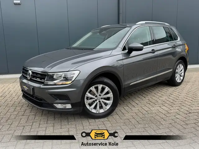 Volkswagen Tiguan 1.4 TSI * Navigatie * Parkeersensoren * Lane Assis