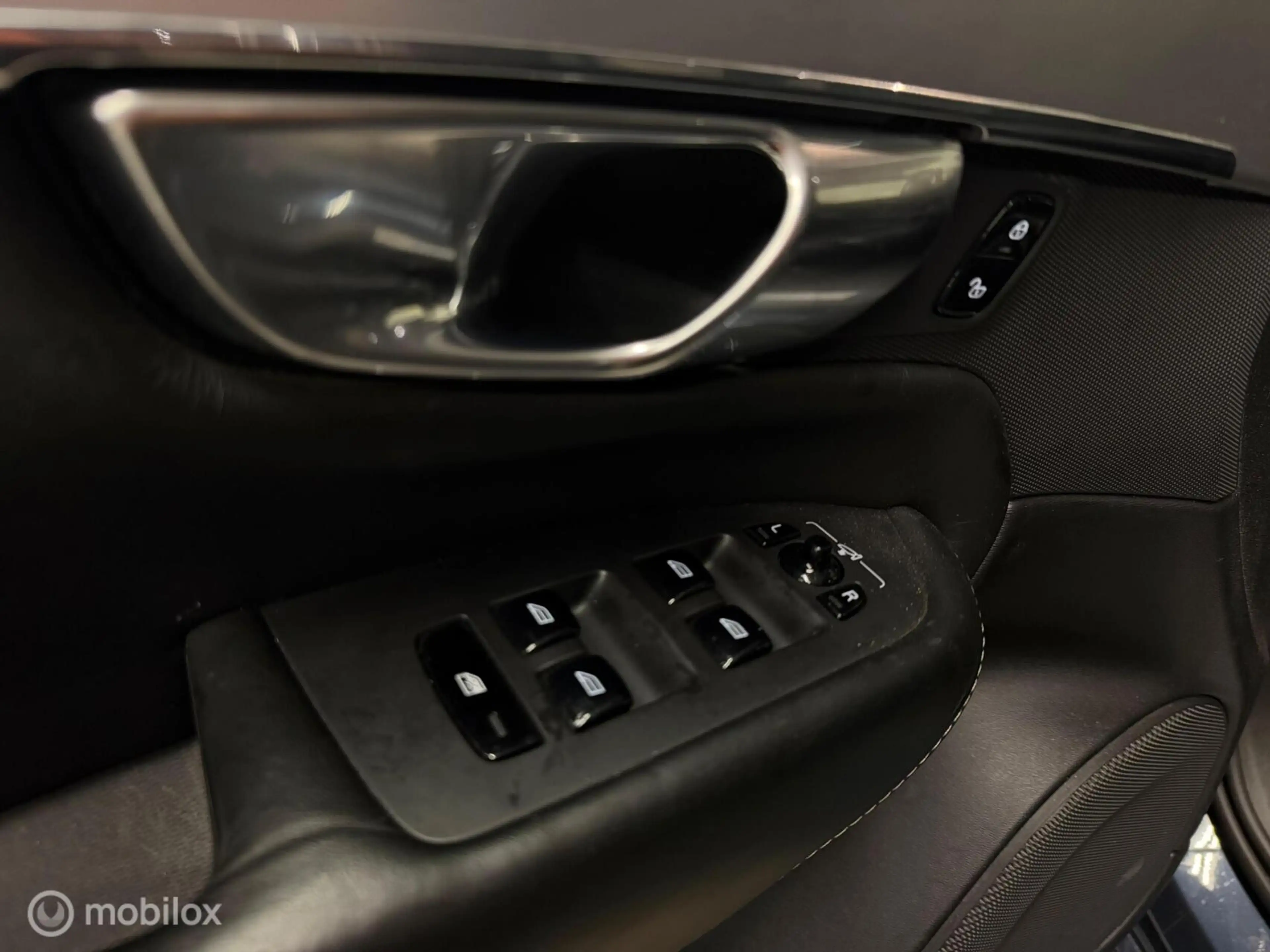 Volvo XC90 2.0 T8 Twin Engine AWD Panorama/Memory/7 persoons — photo 44