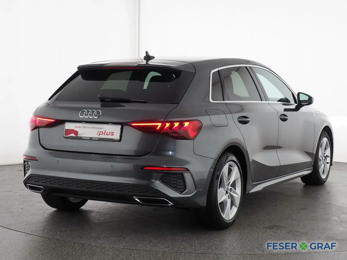 Audi A3 35 TFSI Sportback S line S tronic LED Virtual Grau - 2