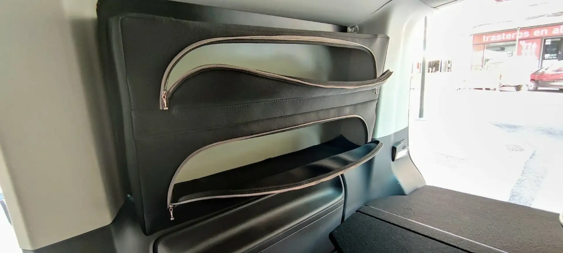 Volkswagen T5 Multivan - 2