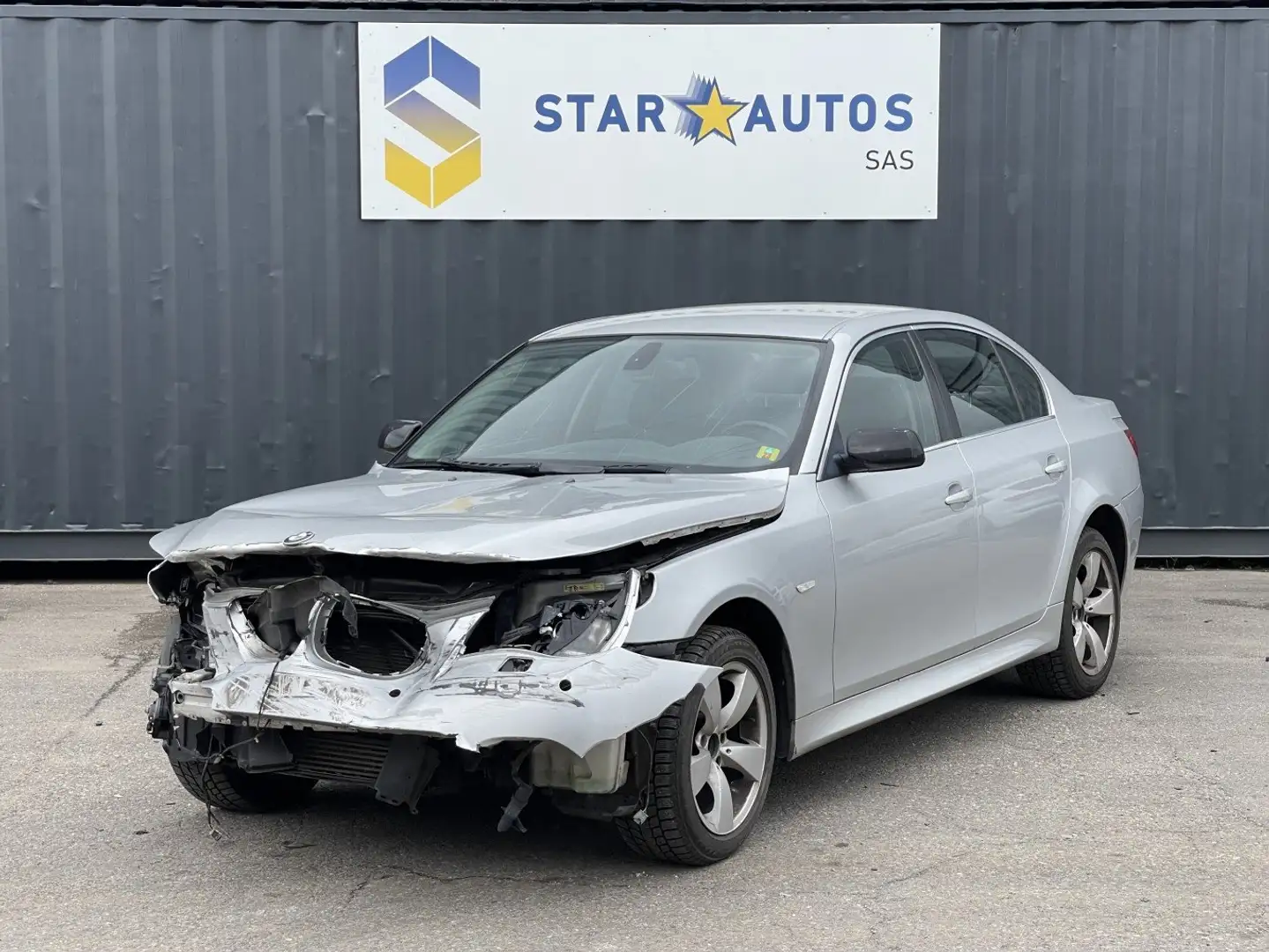 BMW 530 530d 3.0 Argent - 1