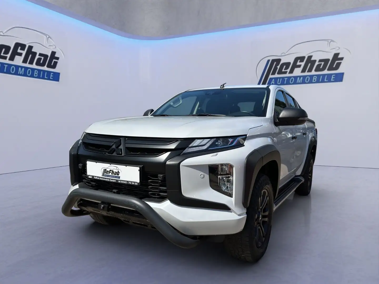 Mitsubishi L200 Doppelkabine 4WD*PDC*SHZ*NAVI*AHK*SPUR*360* Blanc - 2