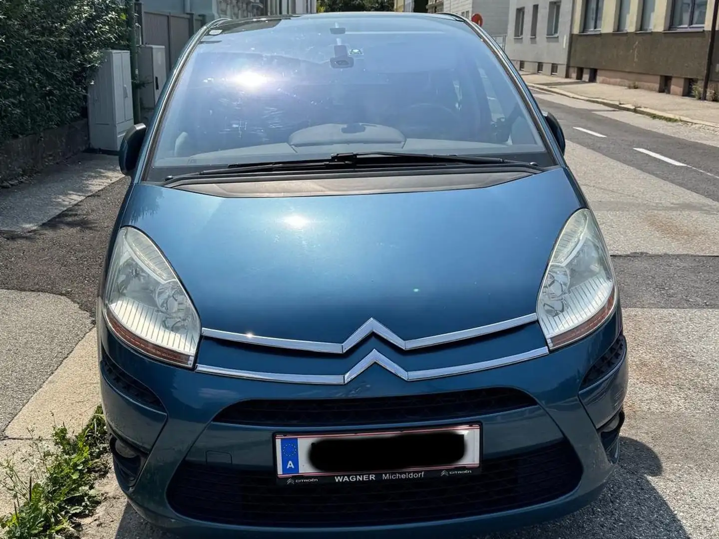 Citroen C4 Picasso C4 Picasso 1,6 emotion HDi FAP emotion Blau - 1