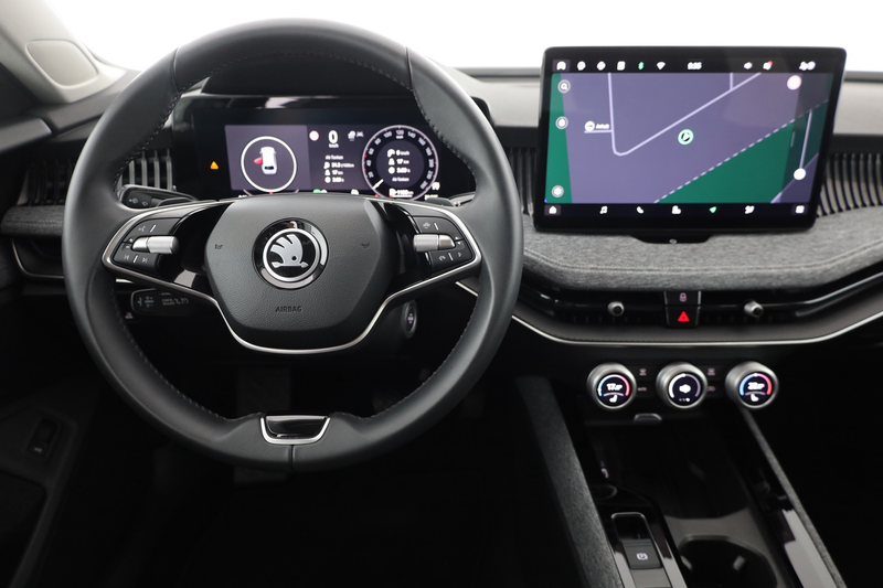 Skoda Superb Combi 2.0 TDI DSG 4x4 Selection ACC AHK — photo 10