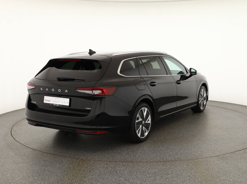 Skoda Superb Combi 2.0 TDI DSG 4x4 Selection ACC AHK — photo 5
